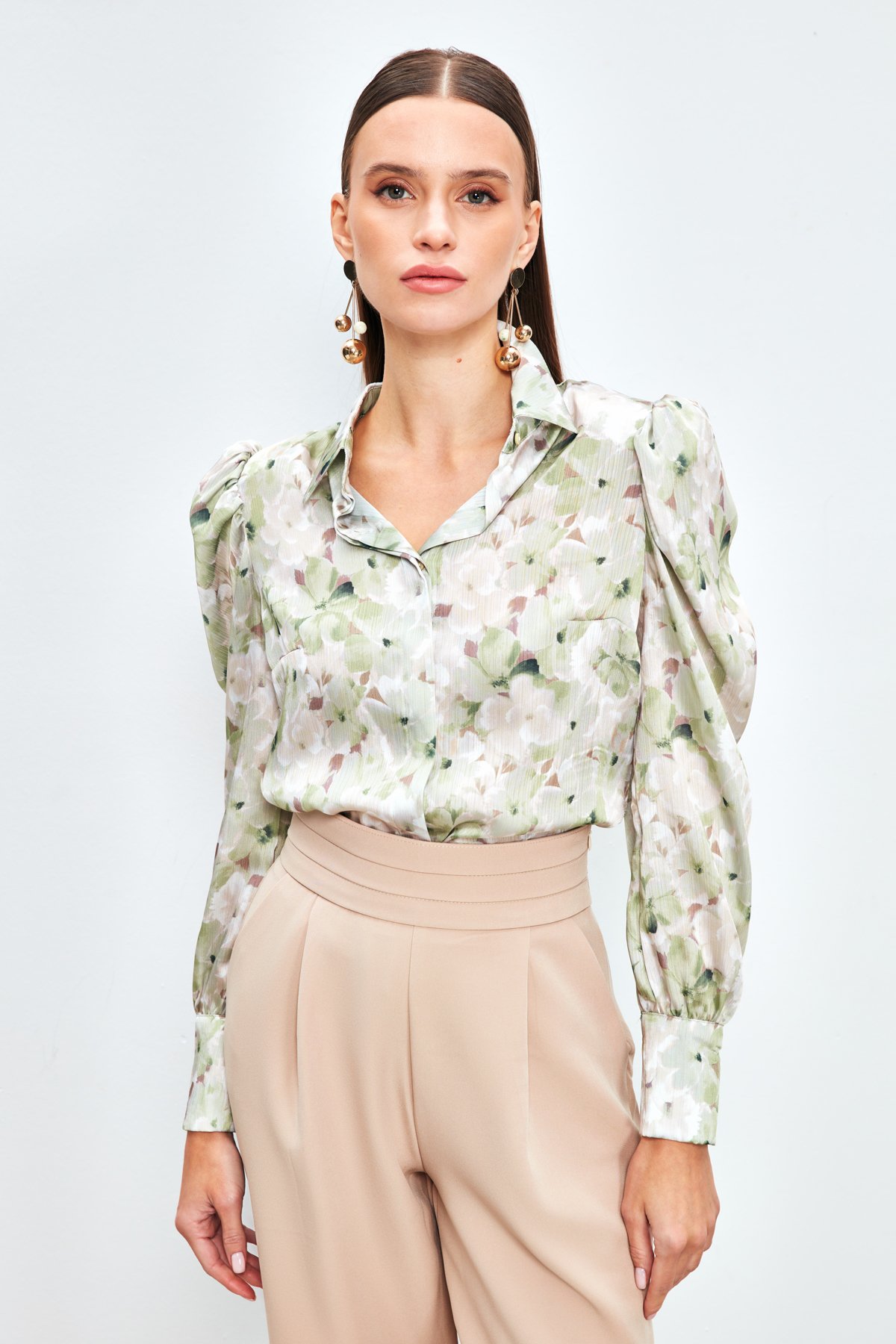 Balon Kol Desenli Gömlek - ÇAĞLA YEŞİLİ