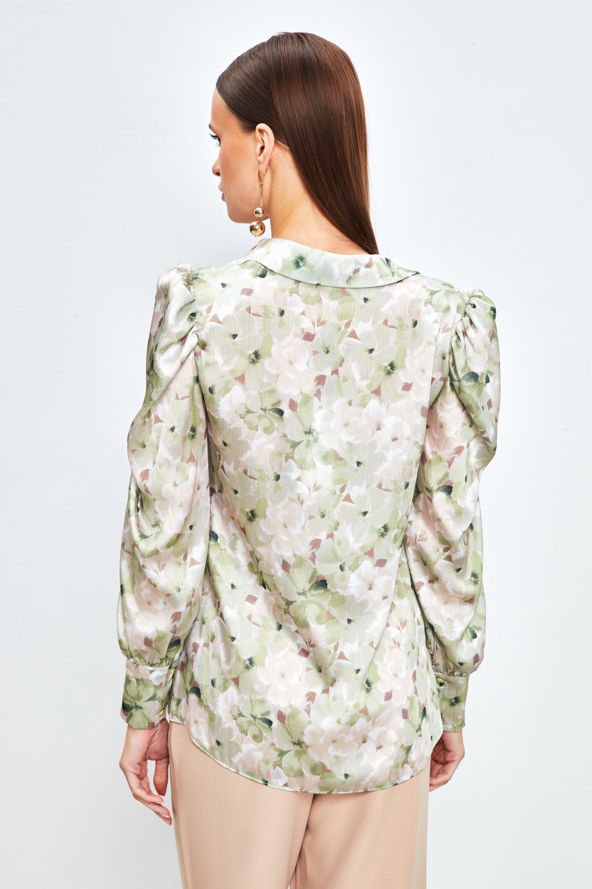 Balon Kol Desenli Gömlek - ÇAĞLA YEŞİLİ