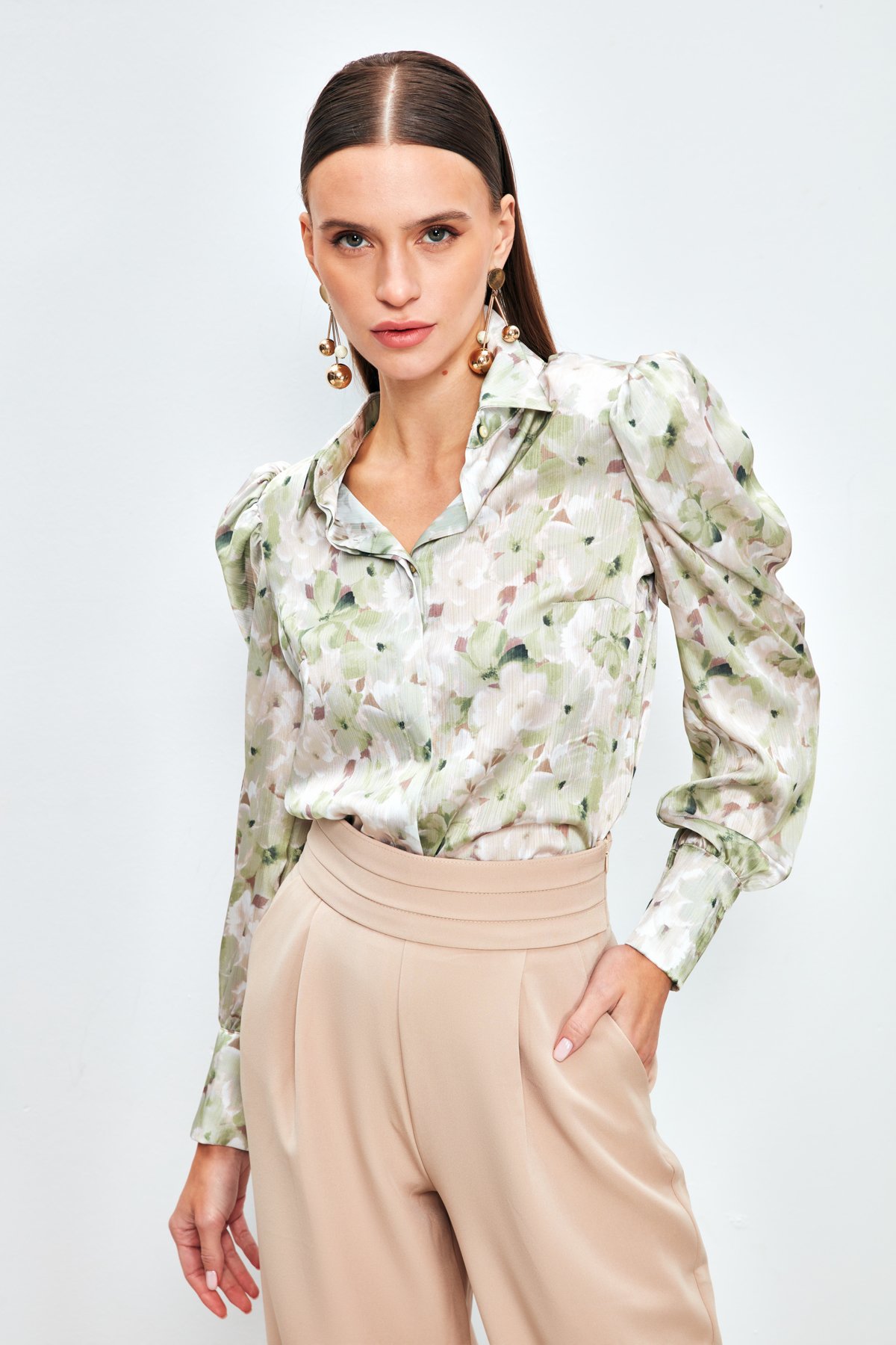 Balon Kol Desenli Gömlek - ÇAĞLA YEŞİLİ