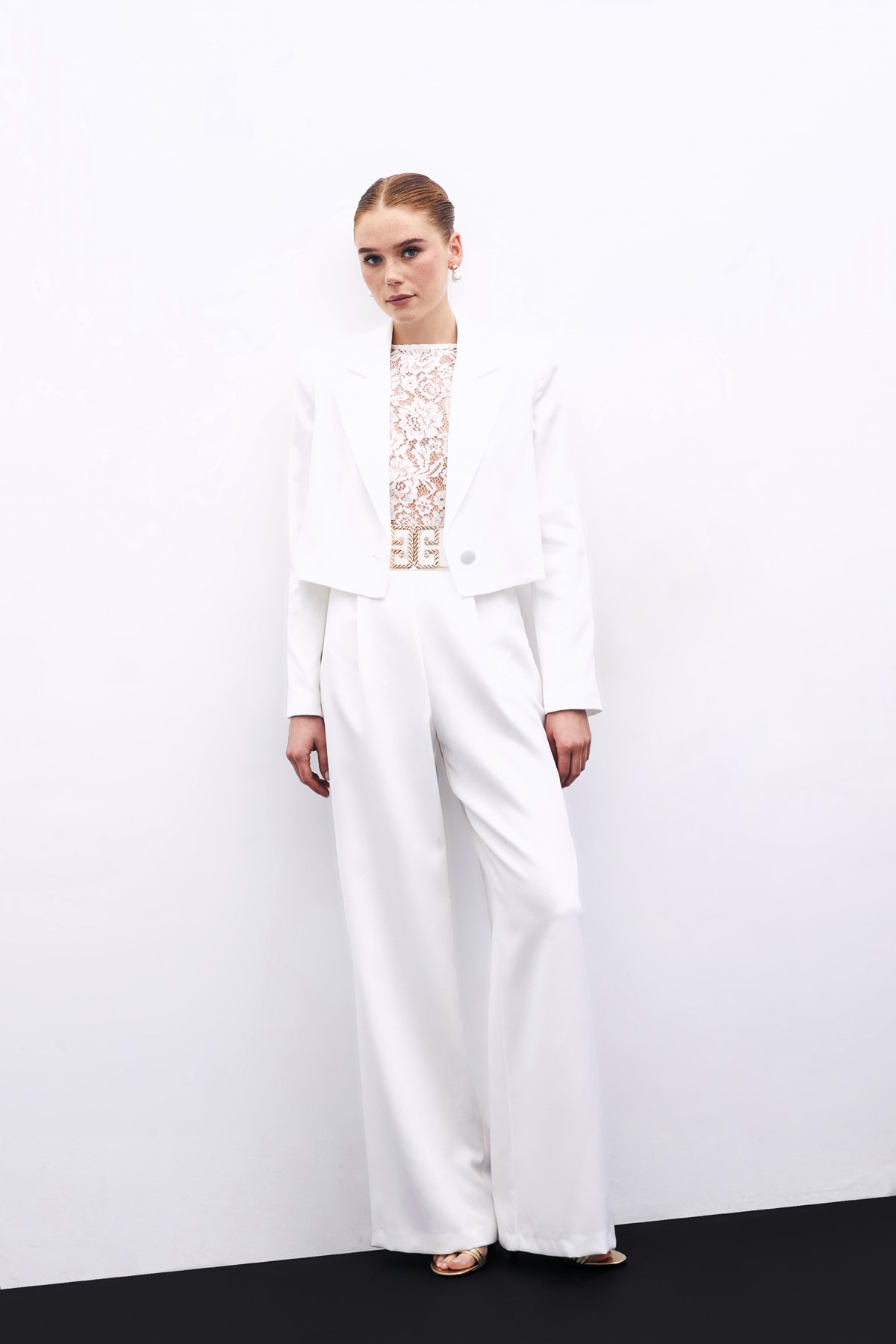 Bel Aksesuarlı Bol Paça Pantolon - Ekru