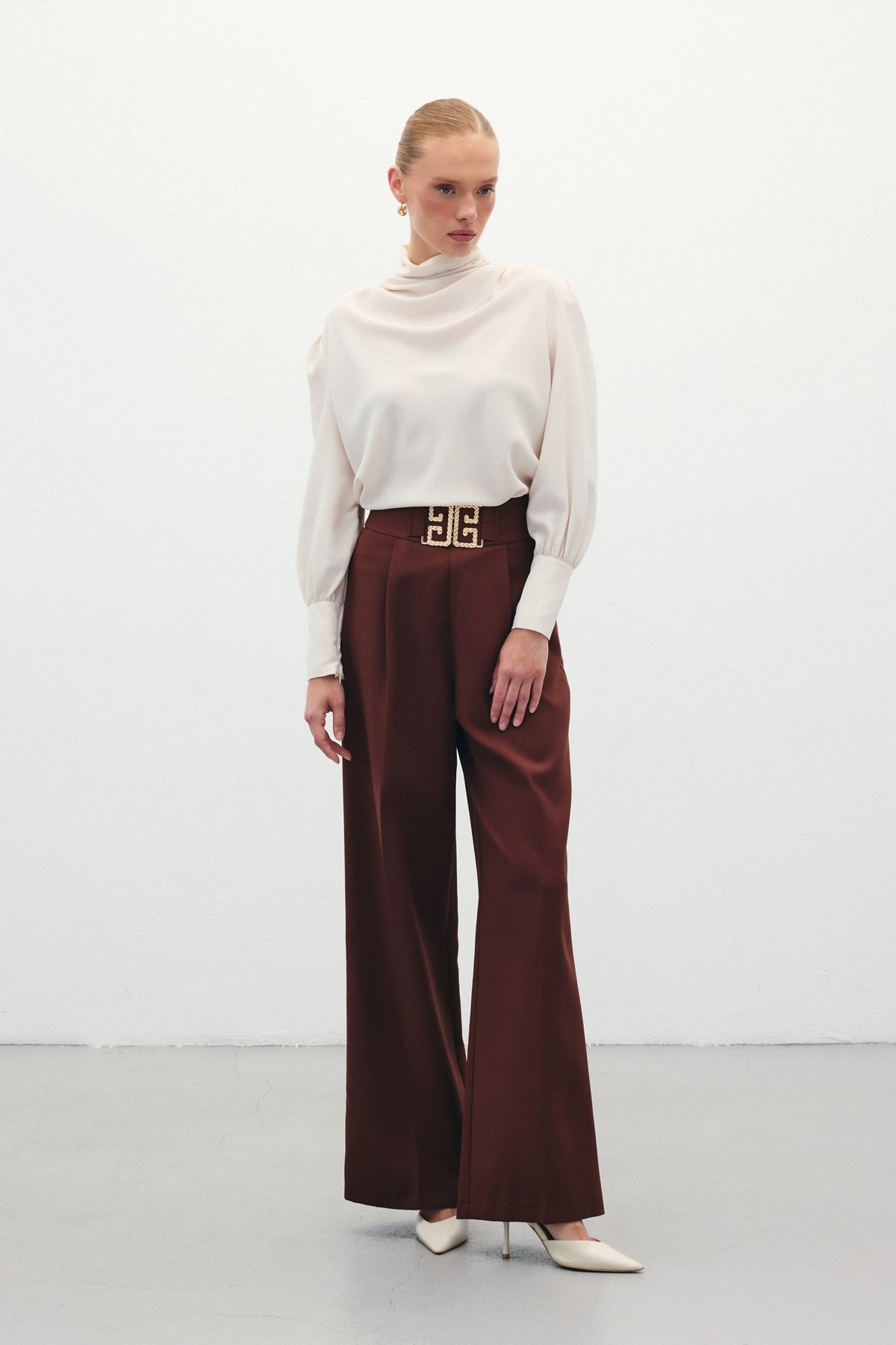 Bel Aksesuarlı Bol Paça Pantolon - Kahve