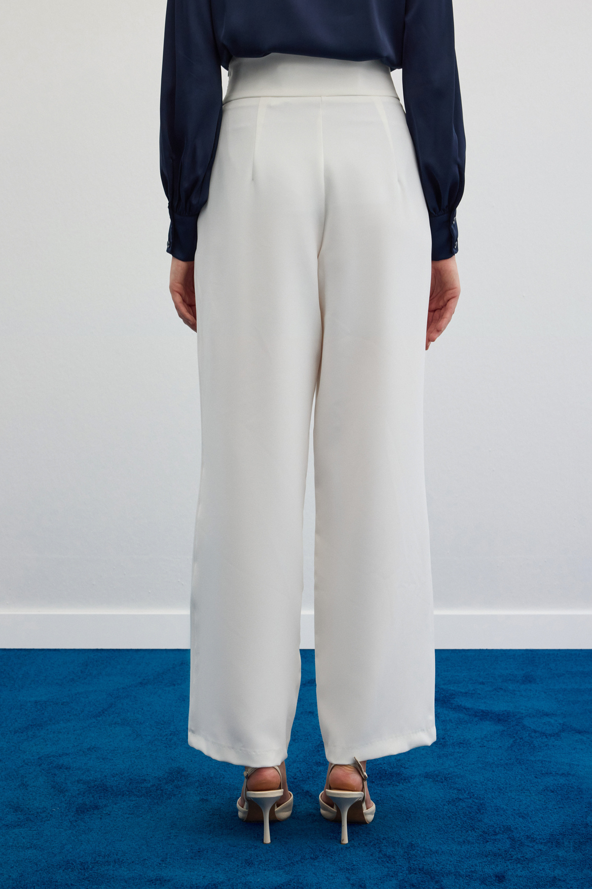 Bel Aksesuarlı Pantolon - Ekru