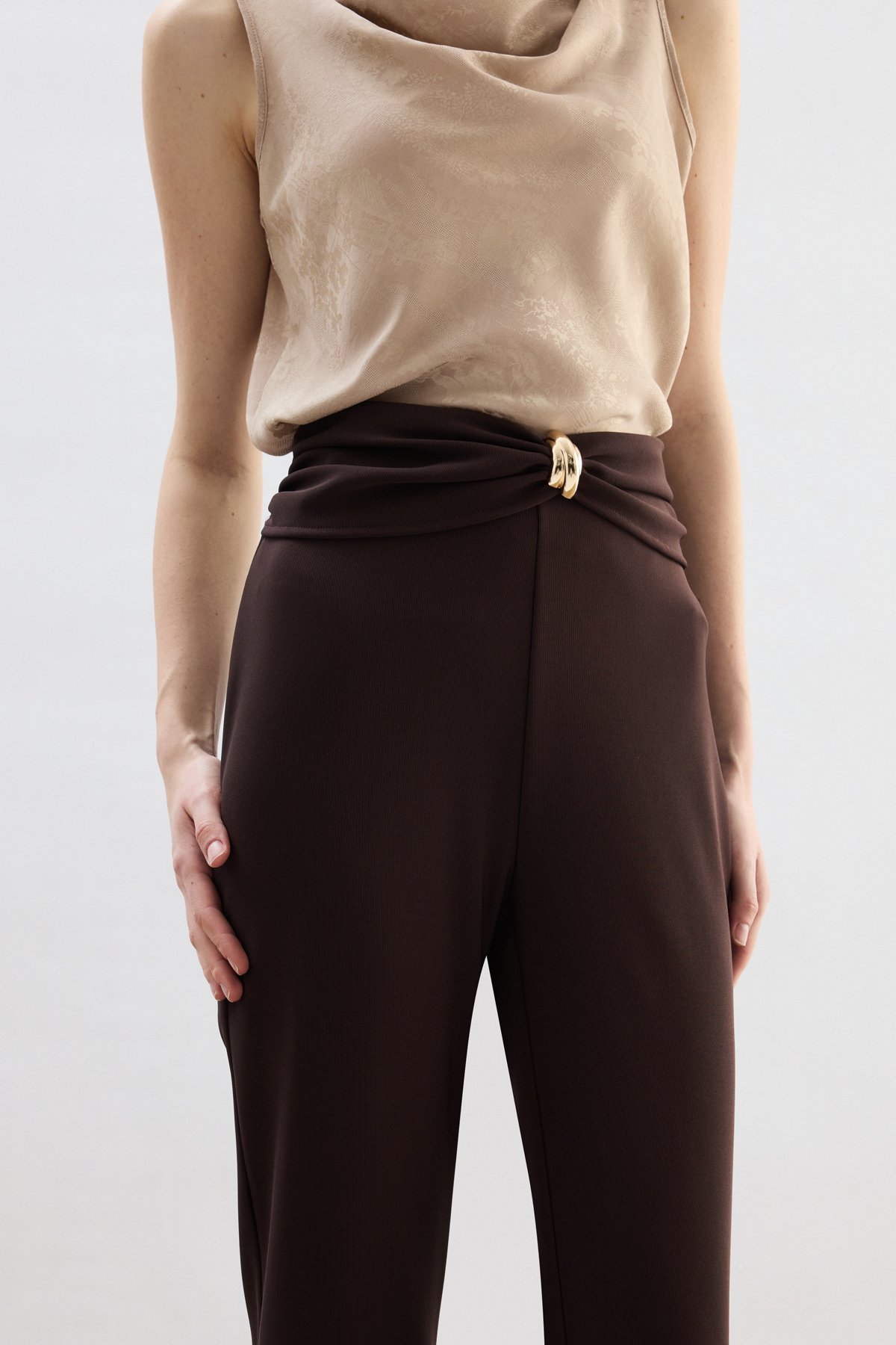 Bel Aksesuarlı Pantolon - Kahve