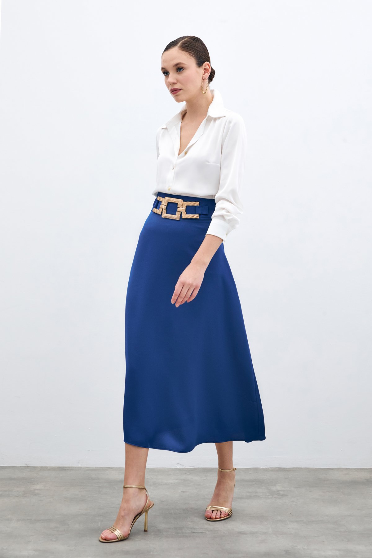 Bel Aksesuarlı Saten Krep Etek - Sax Mavi