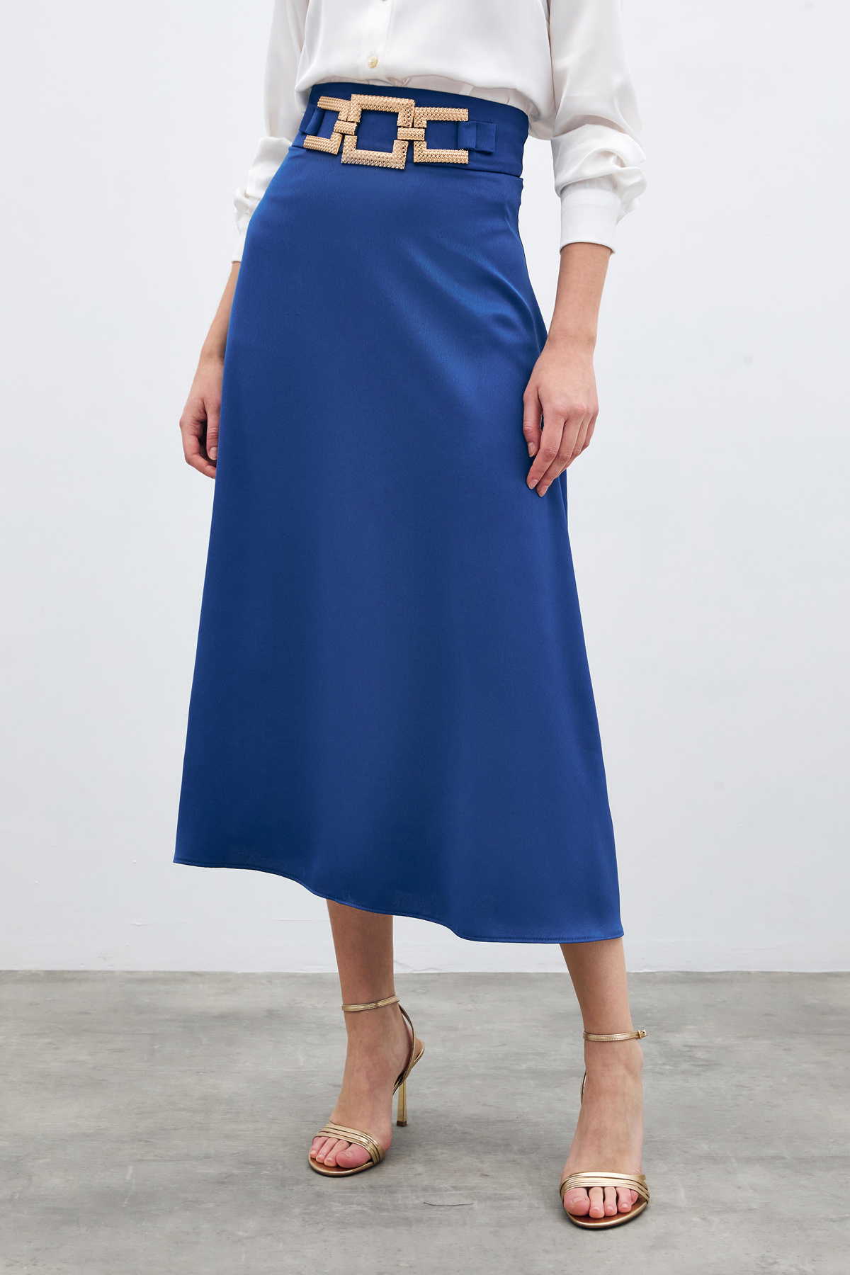Bel Aksesuarlı Saten Krep Etek - Sax Mavi