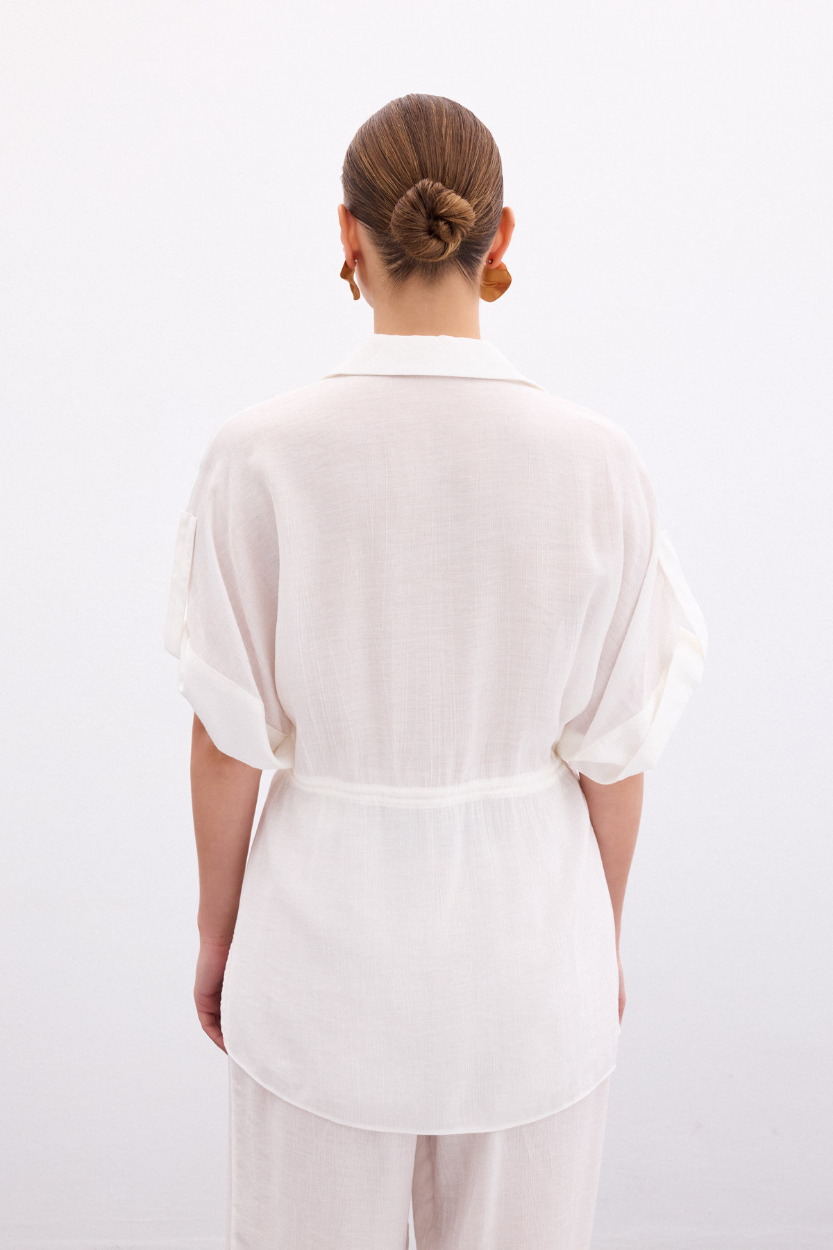 Bel Büzgü Detaylı Gömlek - Ekru