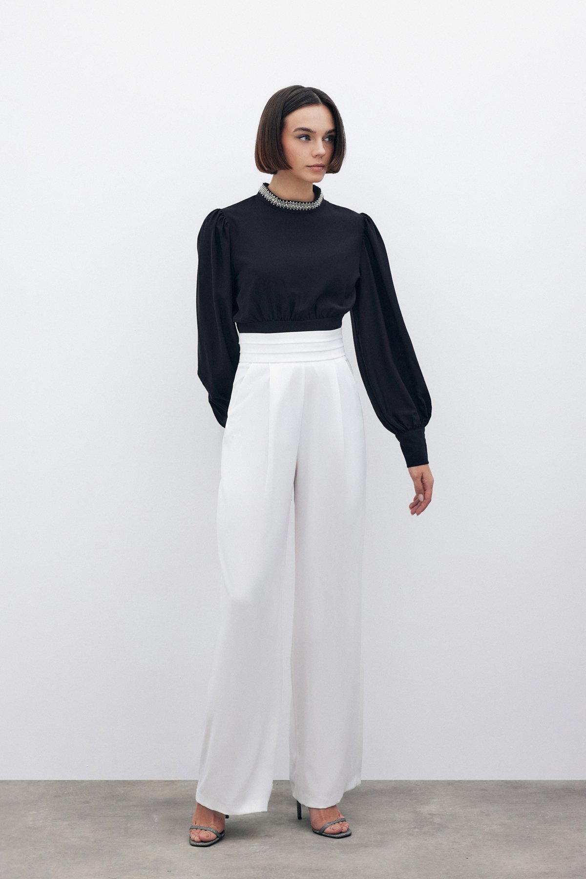 Bel Detaylı Cepli Pantolon - EKRU