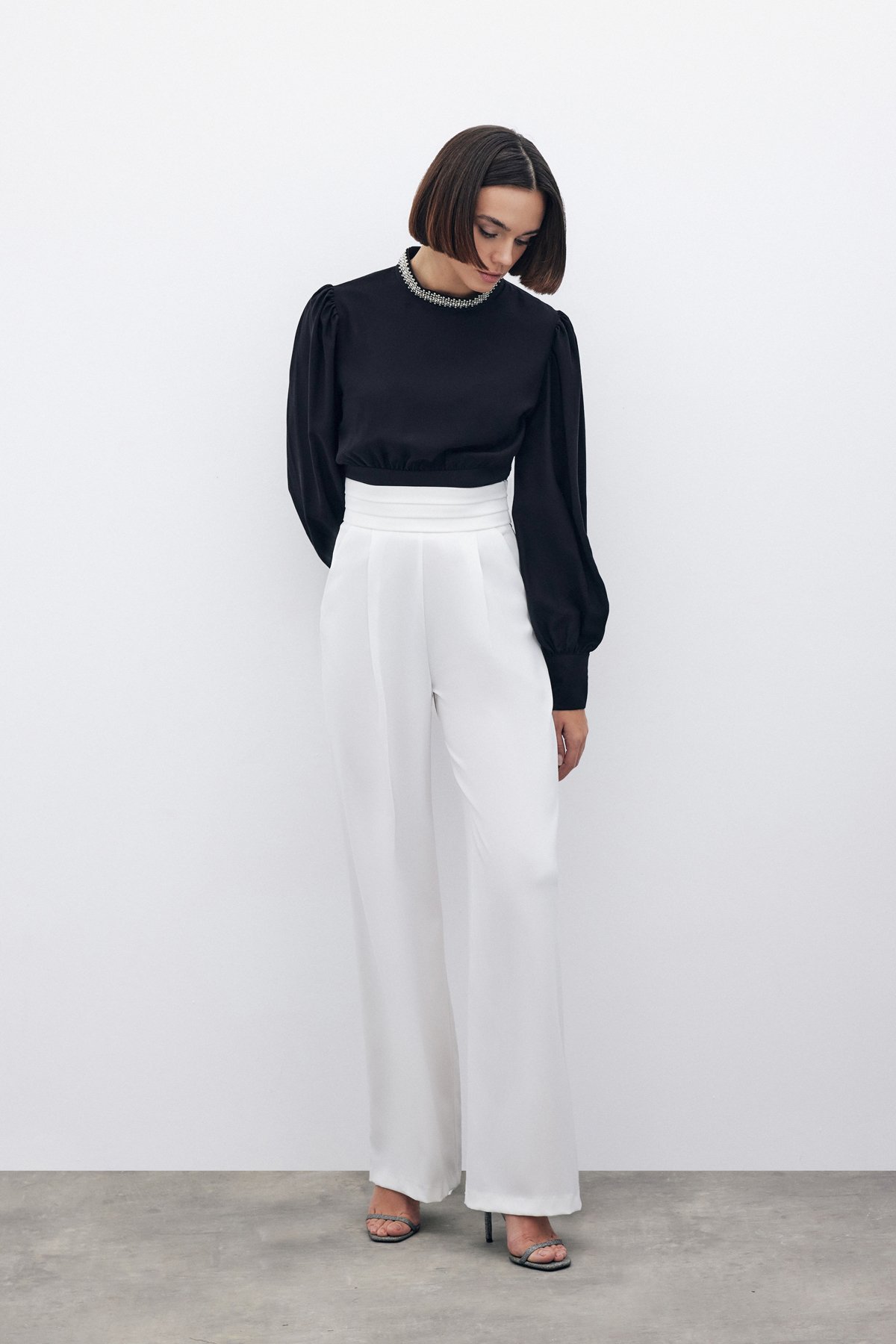 Bel Detaylı Cepli Pantolon - EKRU