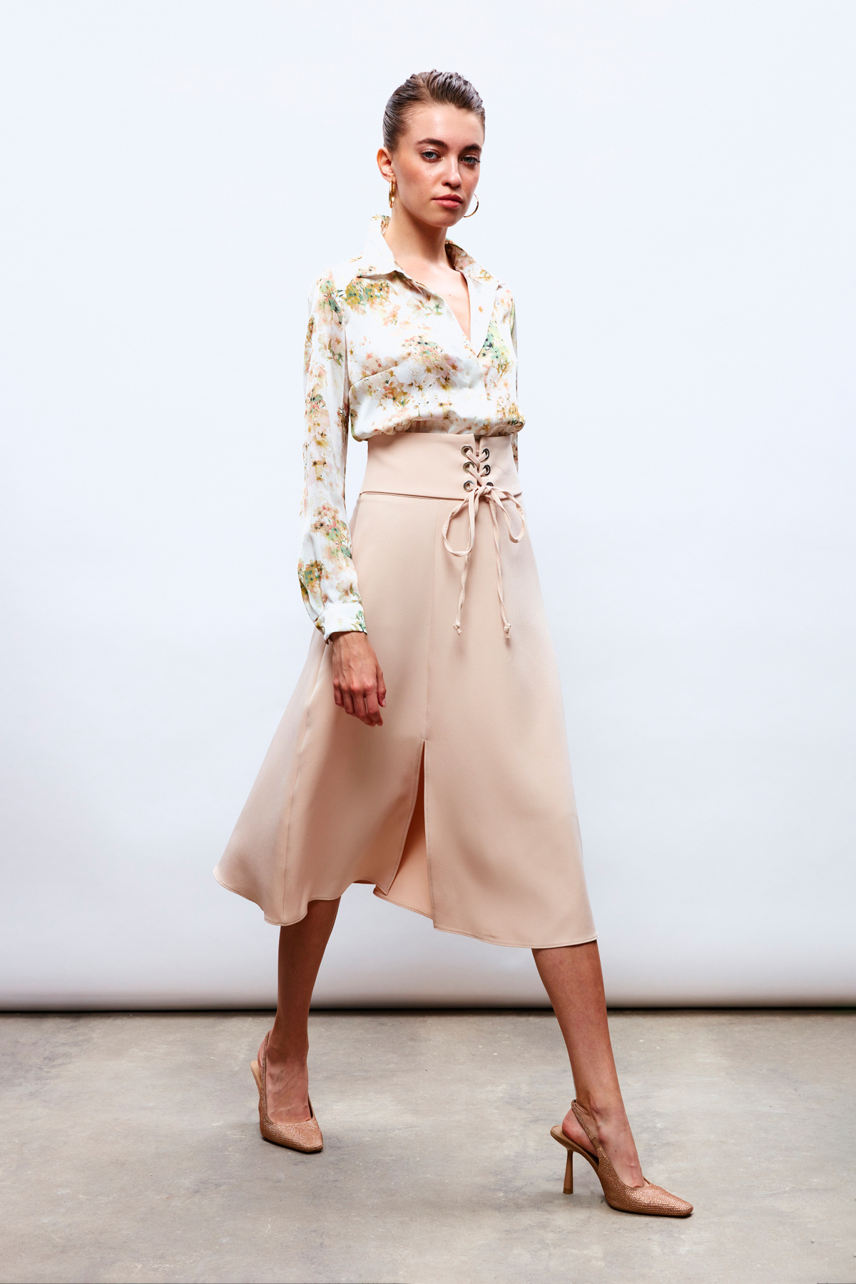 Bel Detaylı Kloş Etek - BEJ