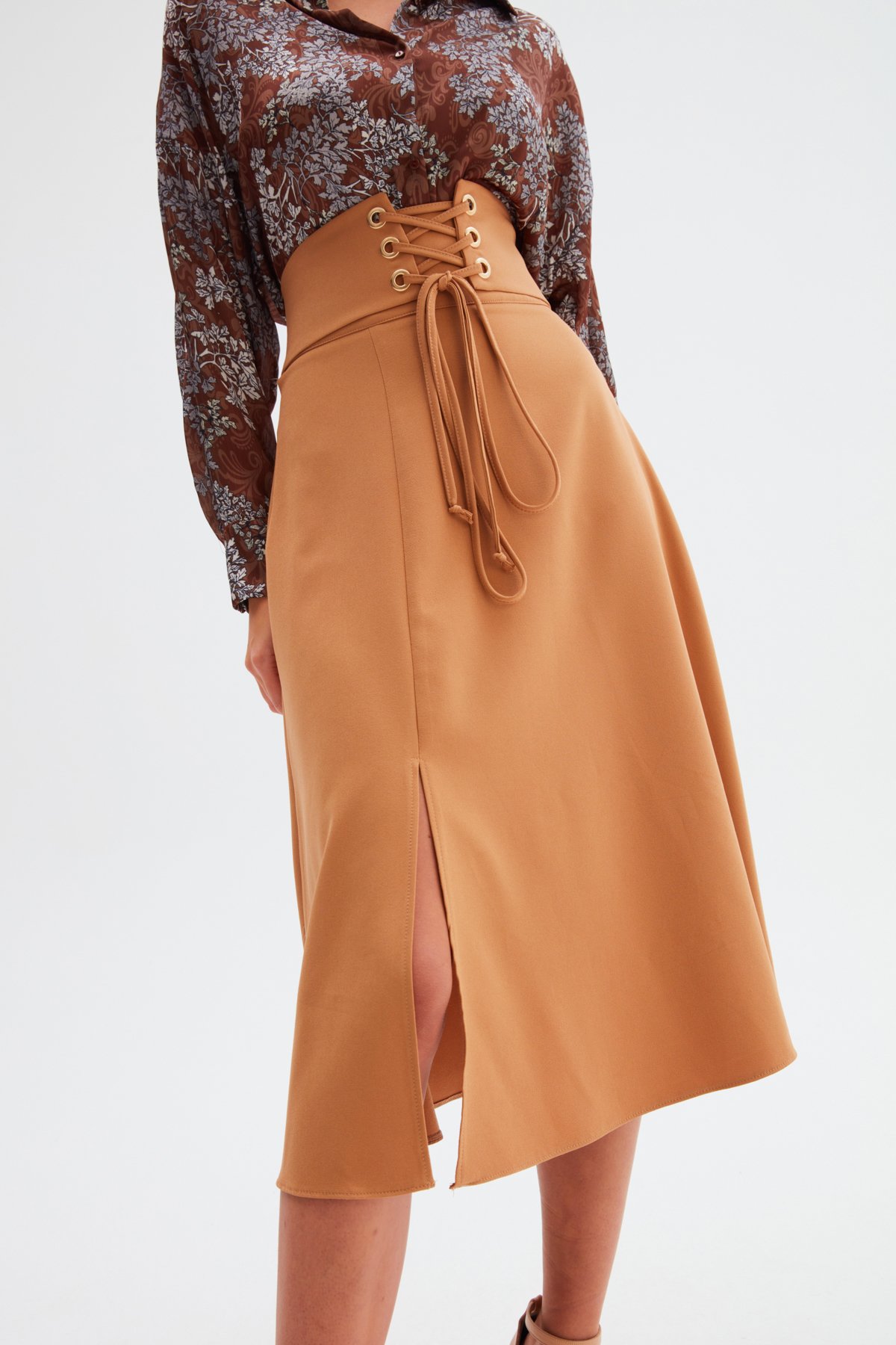 Bel Detaylı Kloş Etek - CAMEL