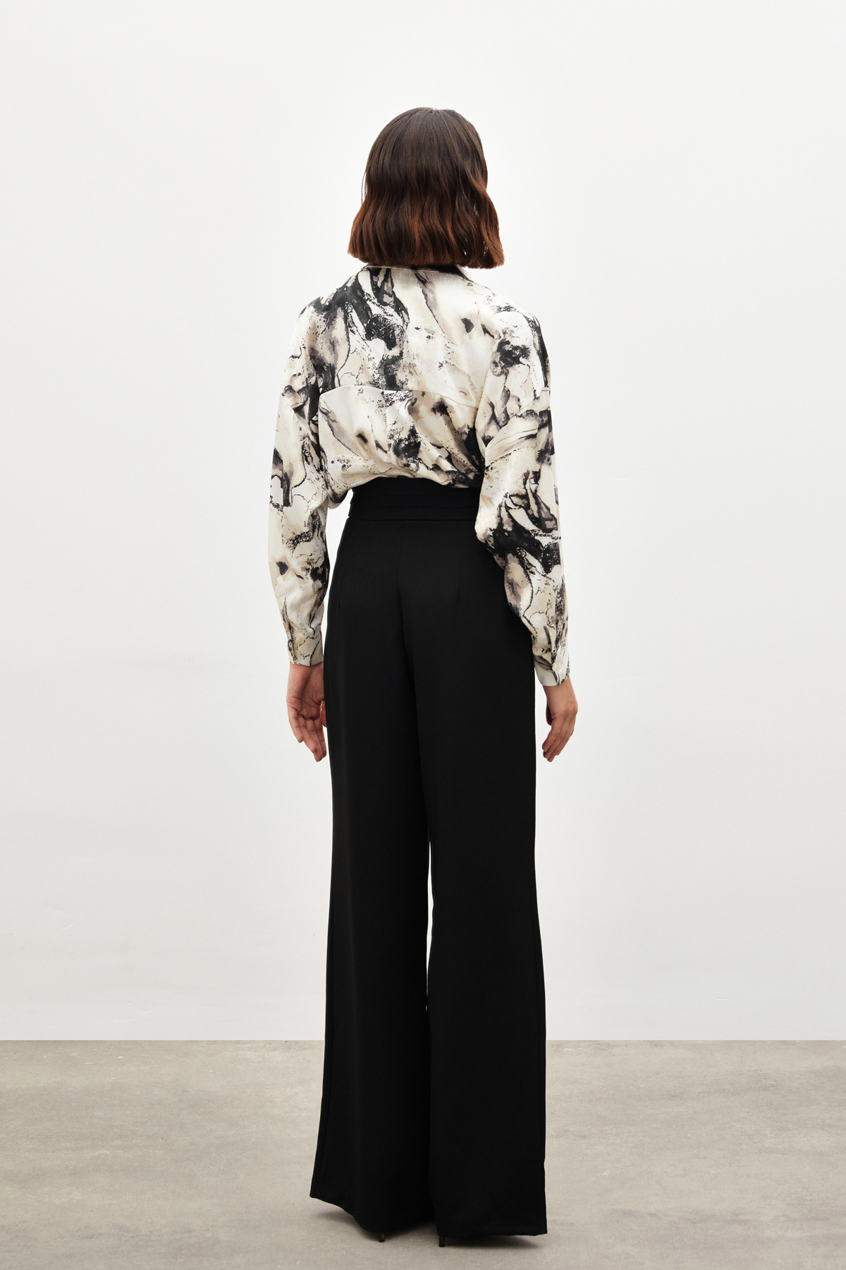 Bel Detaylı Pantolon - SİYAH