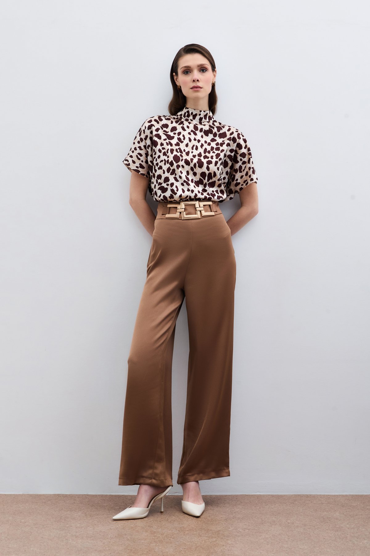 Bel Kemerli Saten Krep Pantolon - Camel