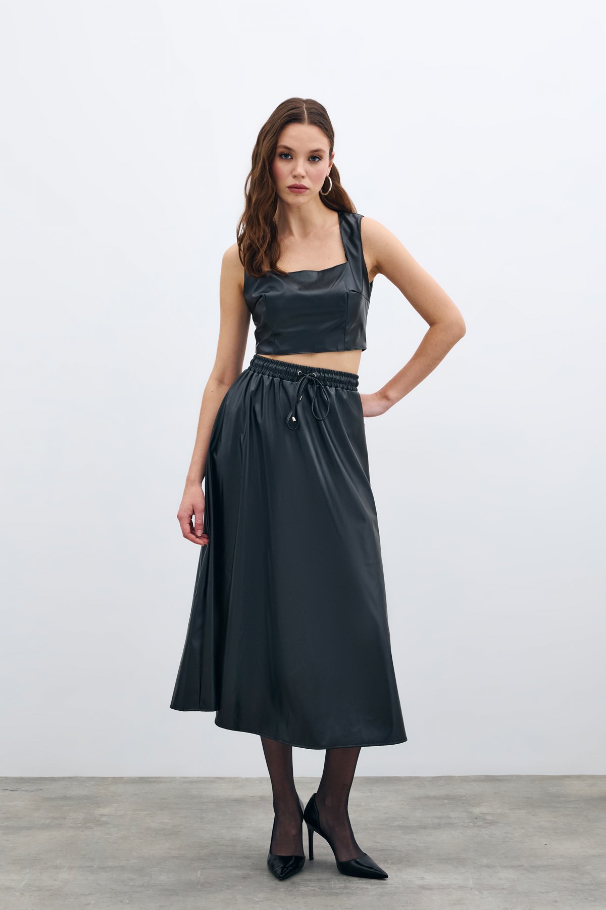 Bel Lastikli Deri Etek - Siyah
