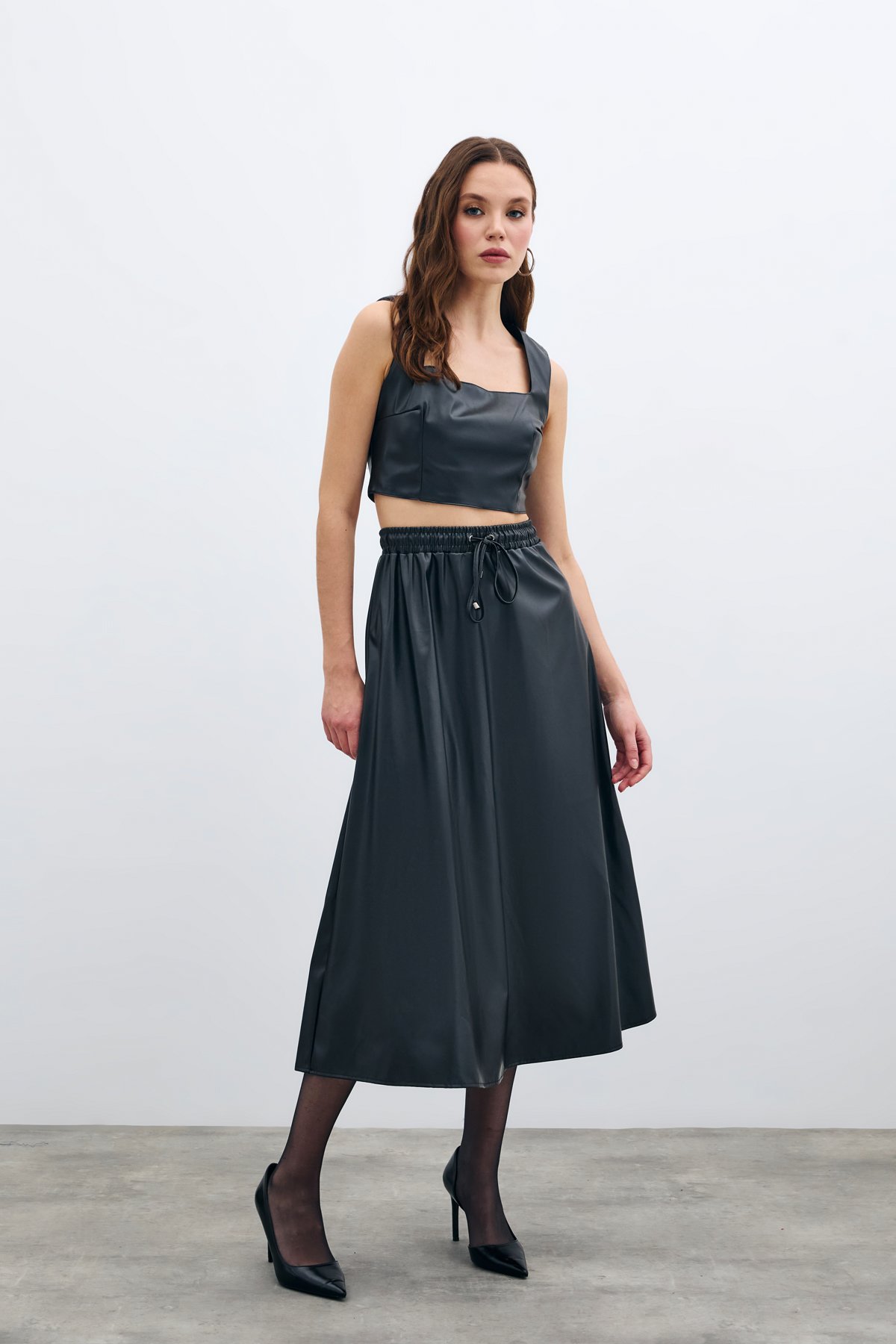 Bel Lastikli Deri Etek - Siyah