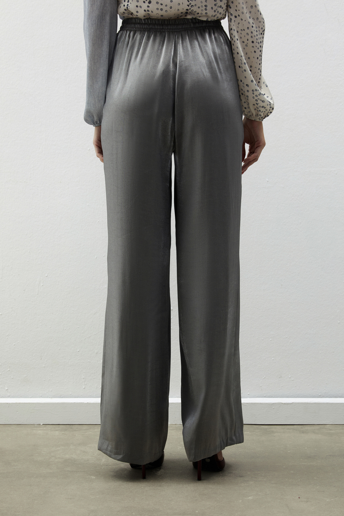Bel Lastikli Parlak Pantolon - ANTRASİT