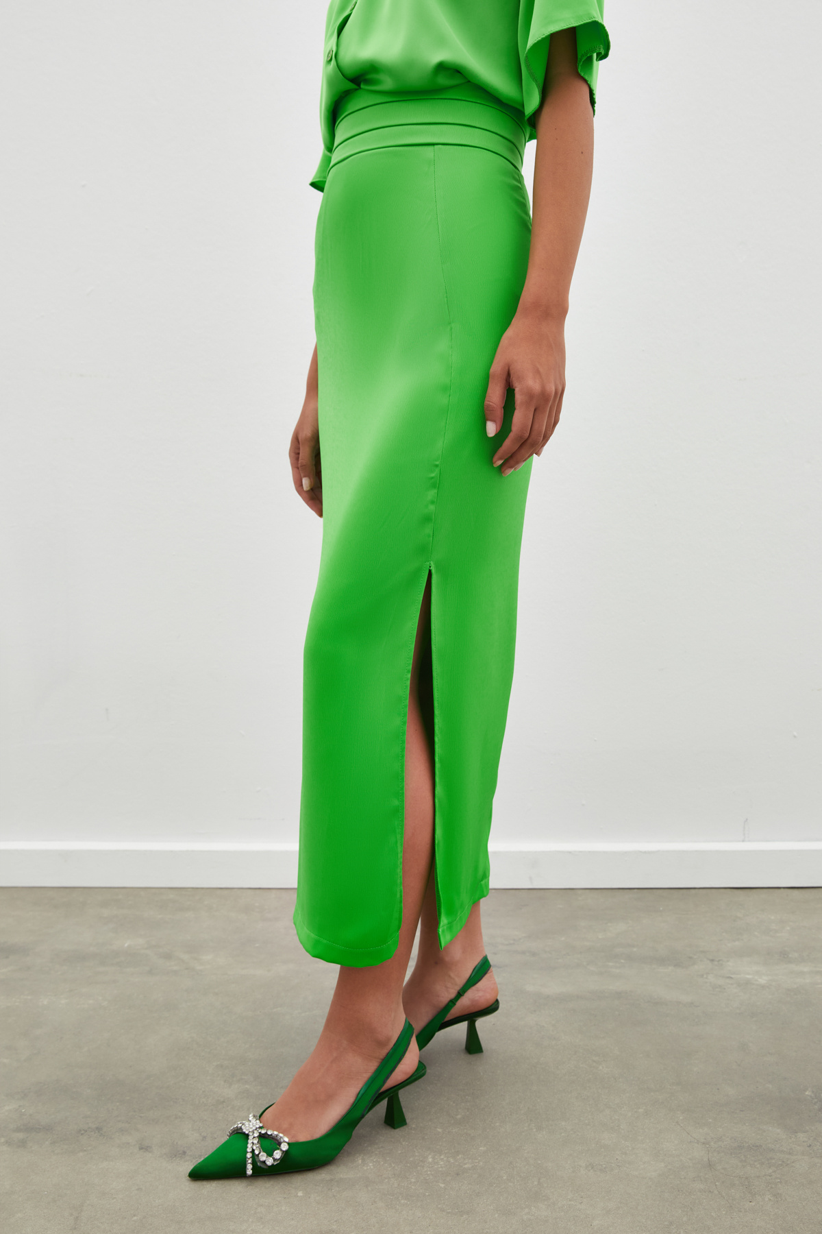 Bel Pile Detaylı Saten Etek - AÇIK YEŞİL