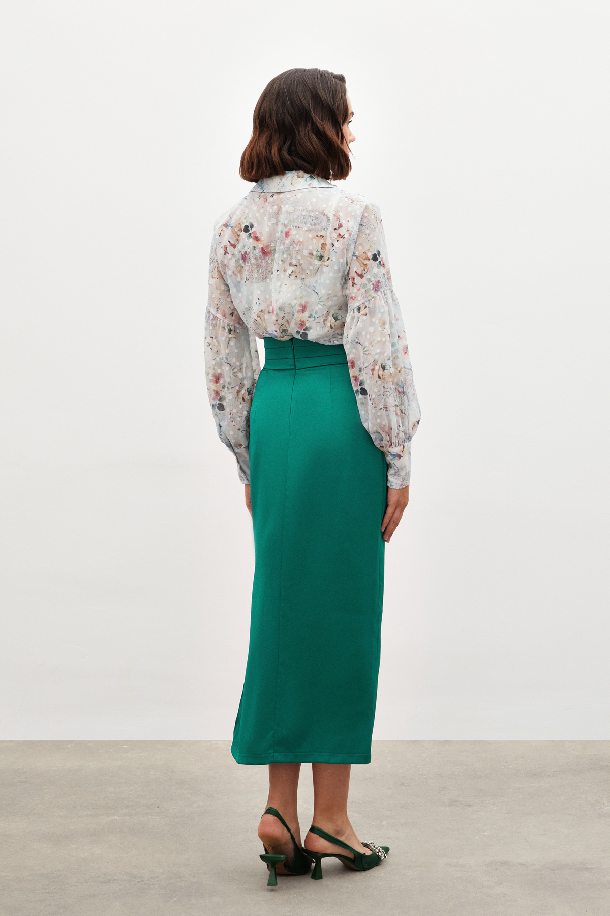 Bel Pile Detaylı Saten Etek - ZÜMRÜT