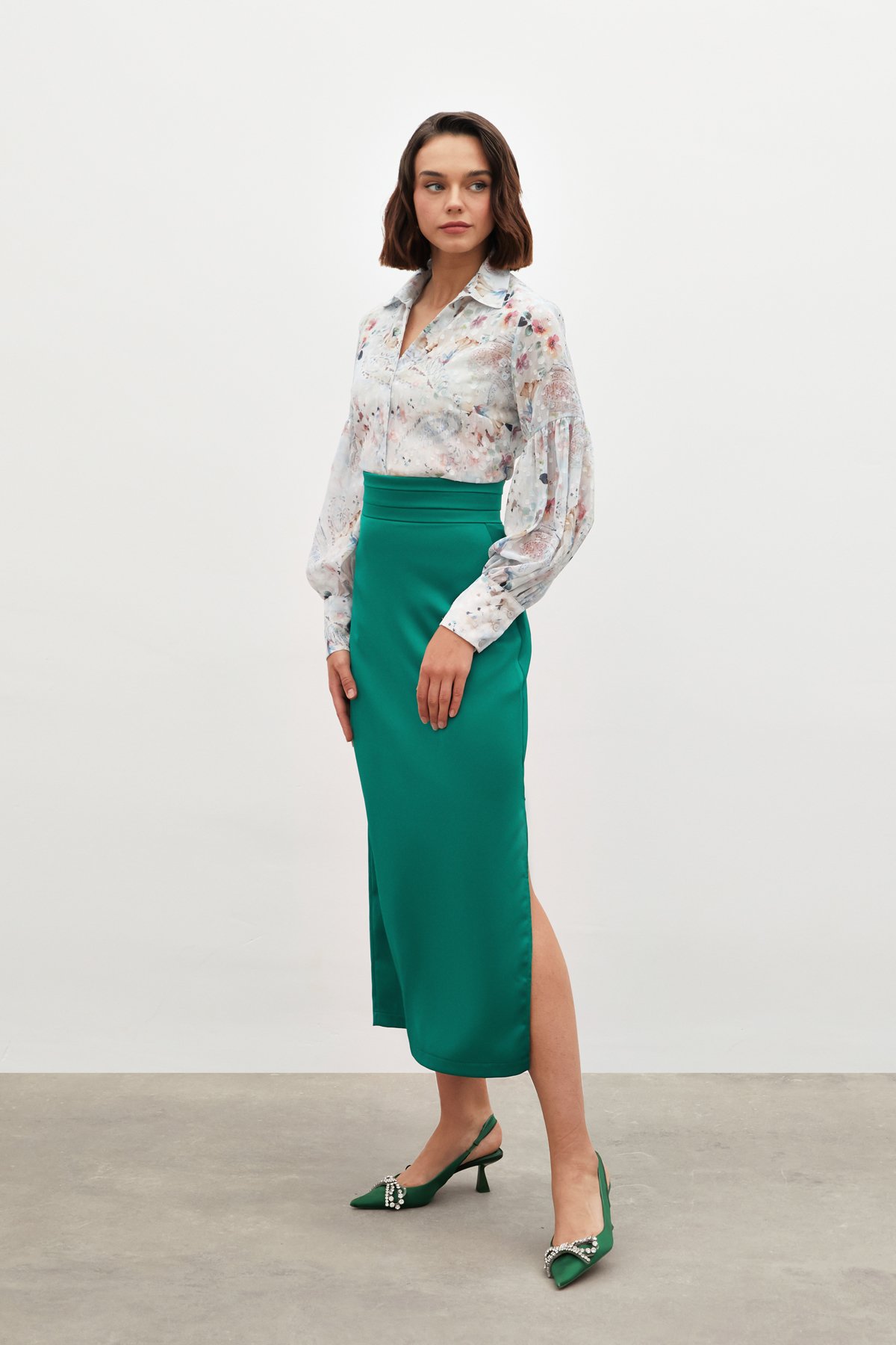 Bel Pile Detaylı Saten Etek - ZÜMRÜT