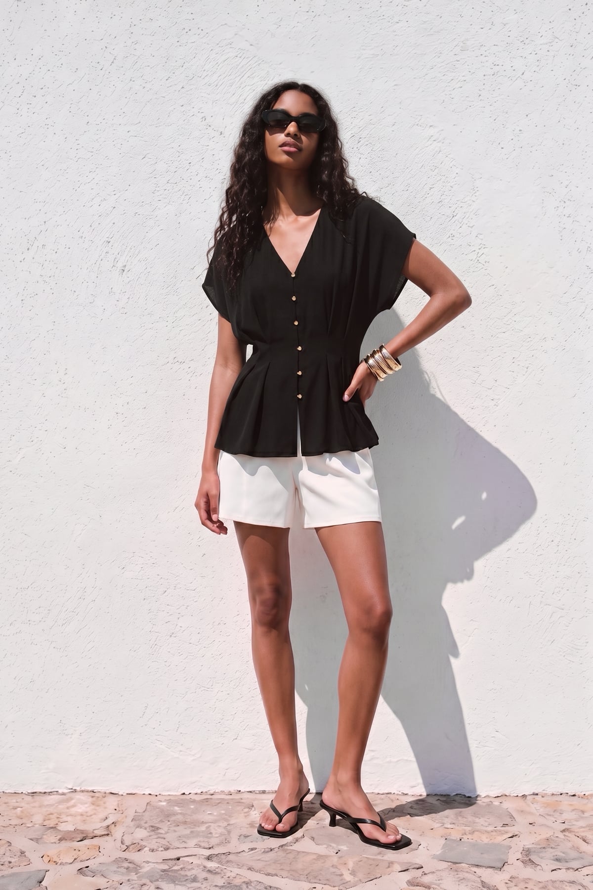 Waist-Defining Short Sleeve Blouse - Black