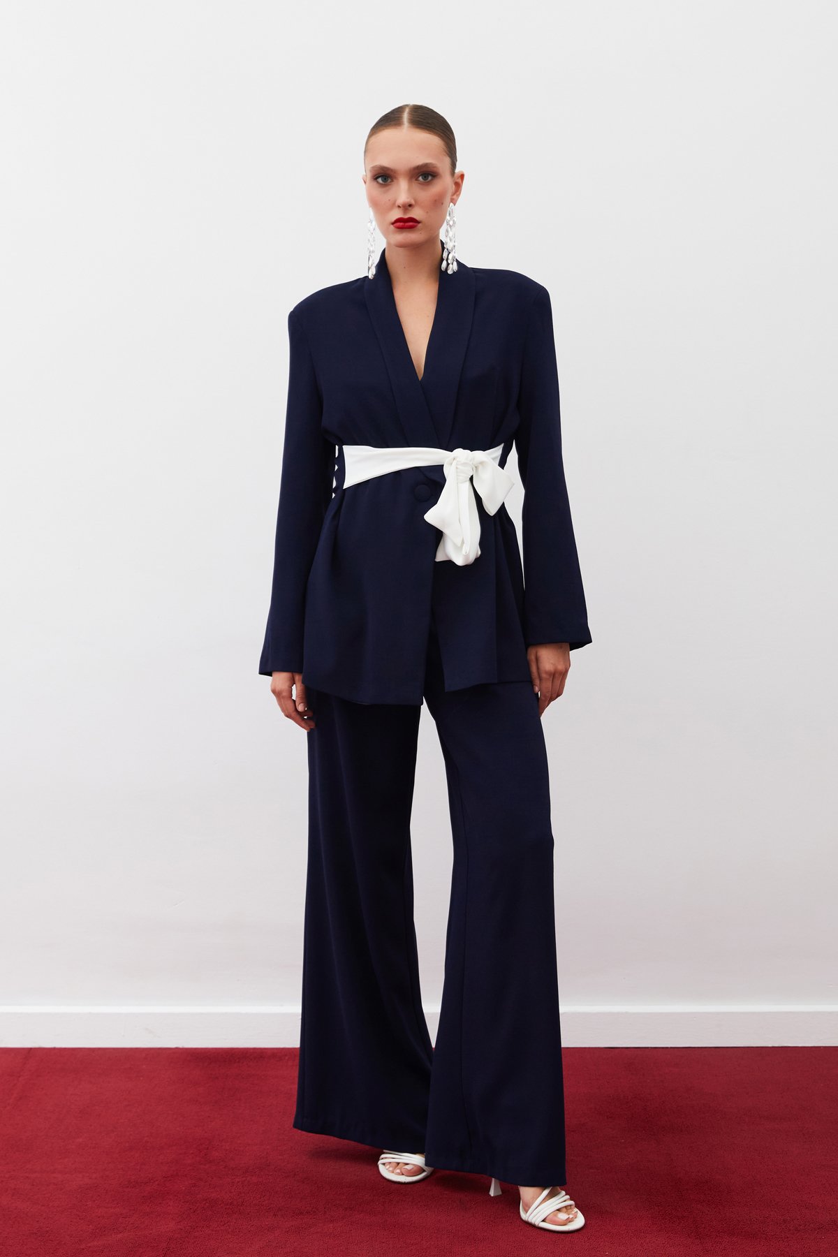 Beli Kuşaklı Uzun Ceket - LACİVERT