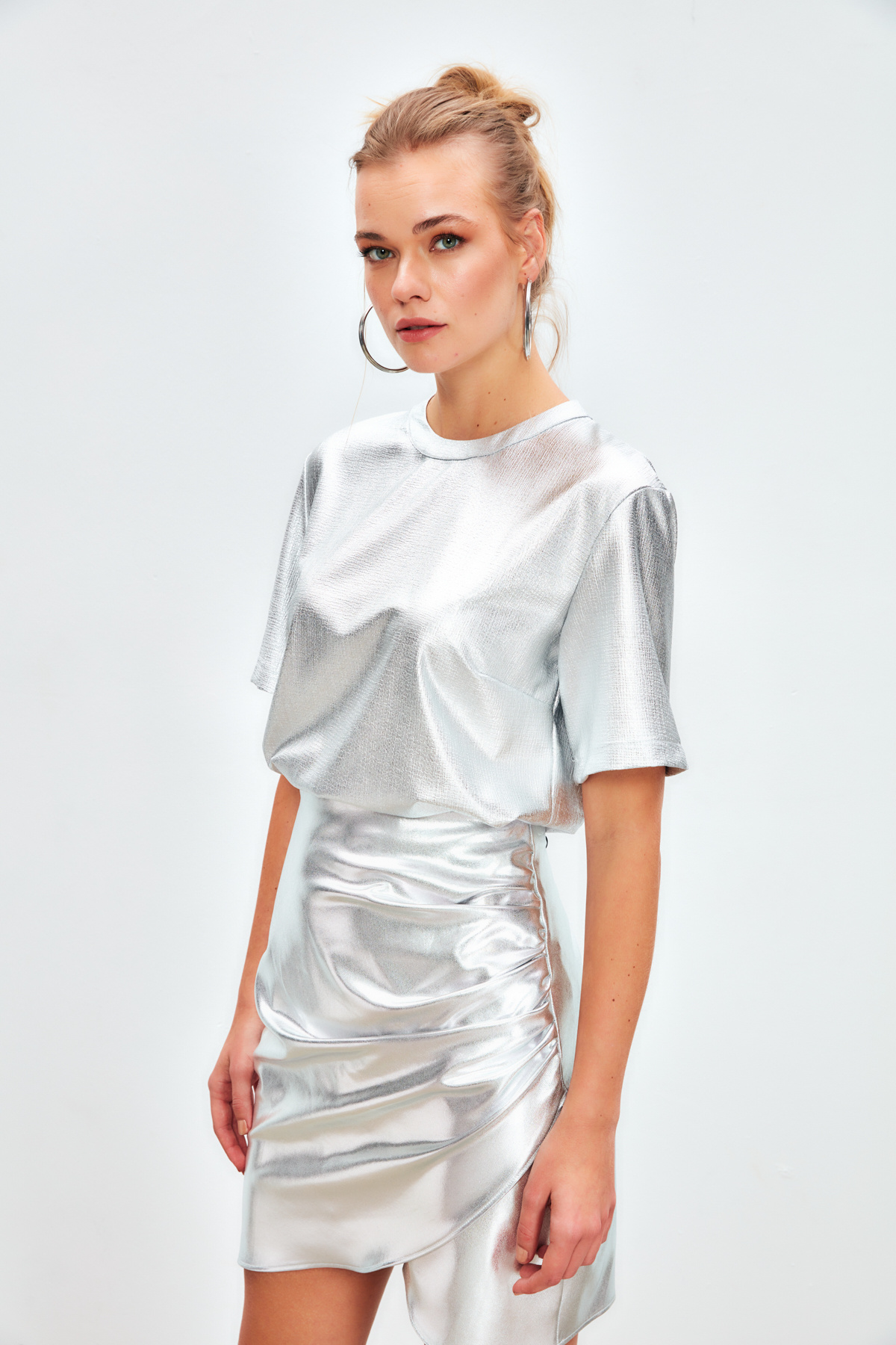 Bisiklet Yaka Salaş Bluz - GÜMÜŞ