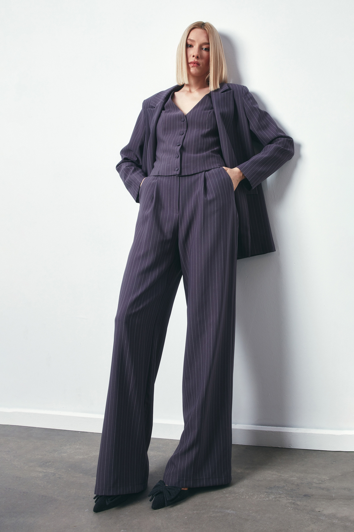 Bol Paça Çizgili Pantolon - GRİ