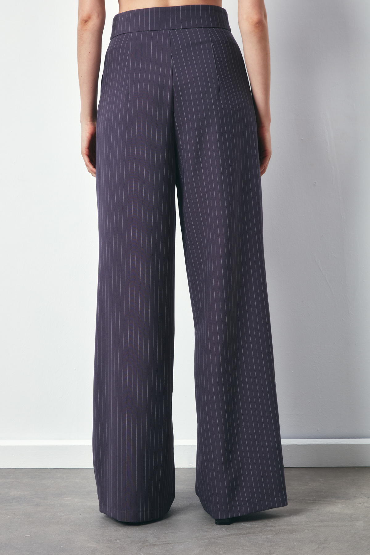 Bol Paça Çizgili Pantolon - GRİ