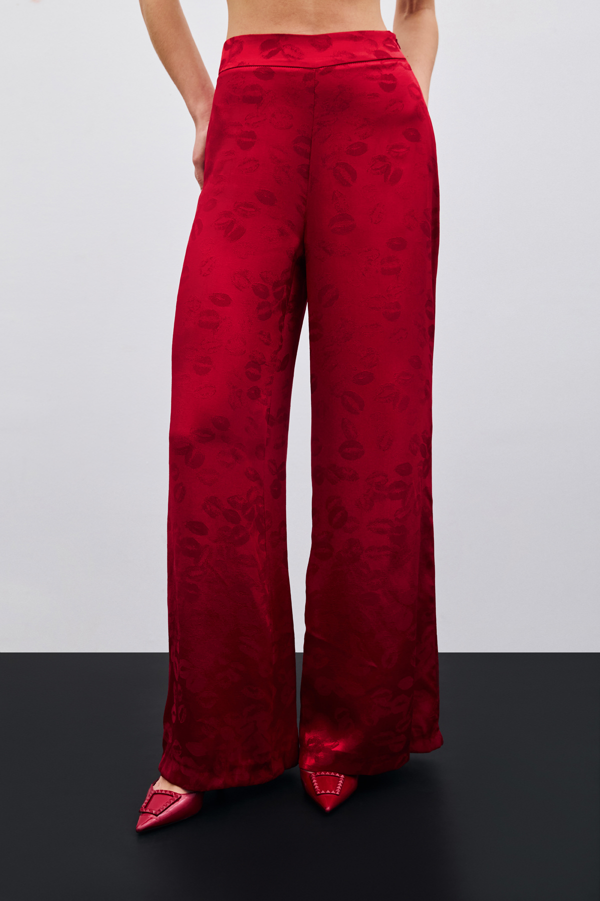 Bol Paça Desenli Pantolon - Kırmızı