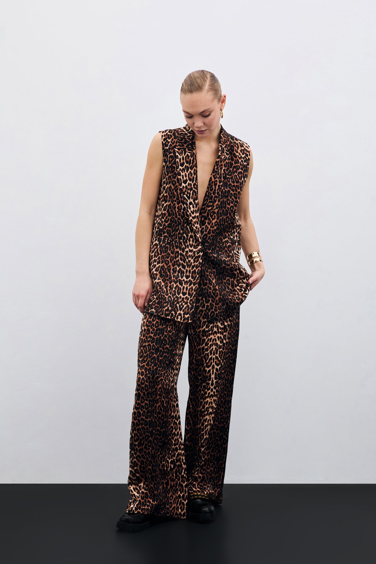 Bol Paça Leopar Pantolon - Siyah