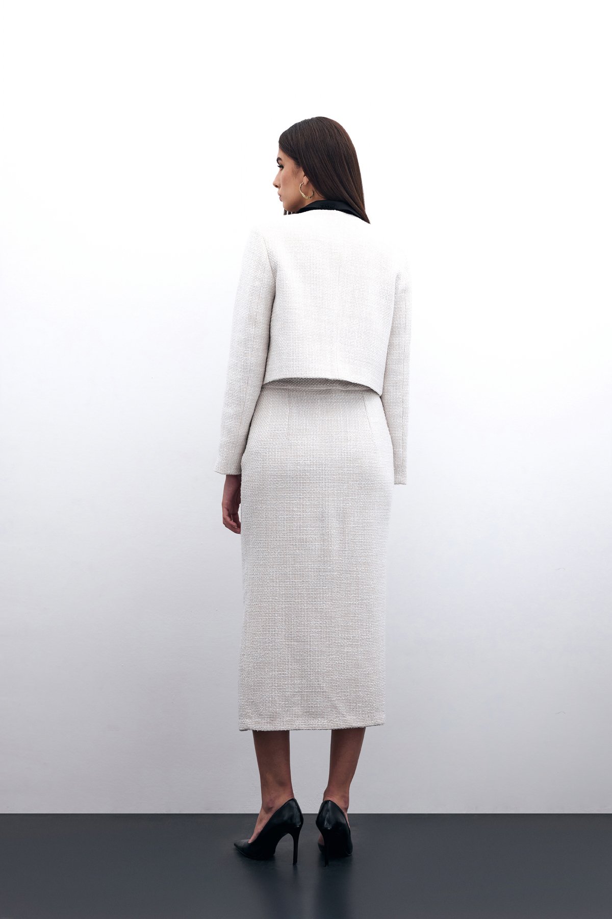 Boncuk Aksesuarlı Kısa Ceket - Taş