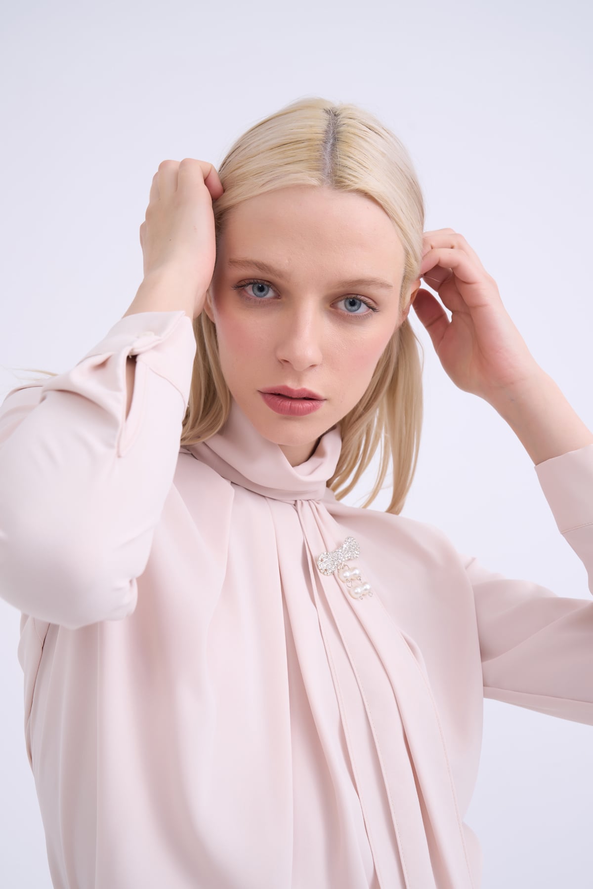 Brooch detailed draped blouse - BEIGE