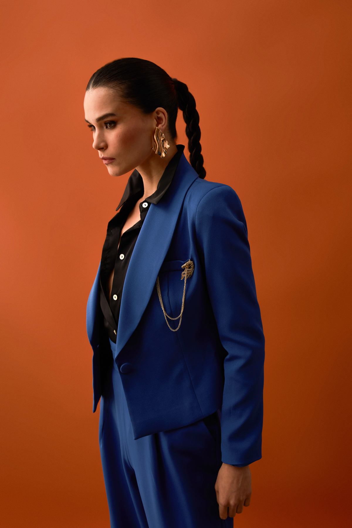 Broş Detaylı Kısa Ceket - İNDİGO