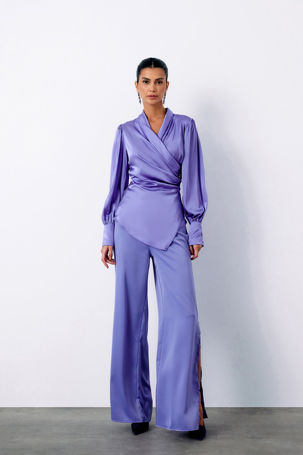 Broşlu Kruvaze Bluz - LİLA