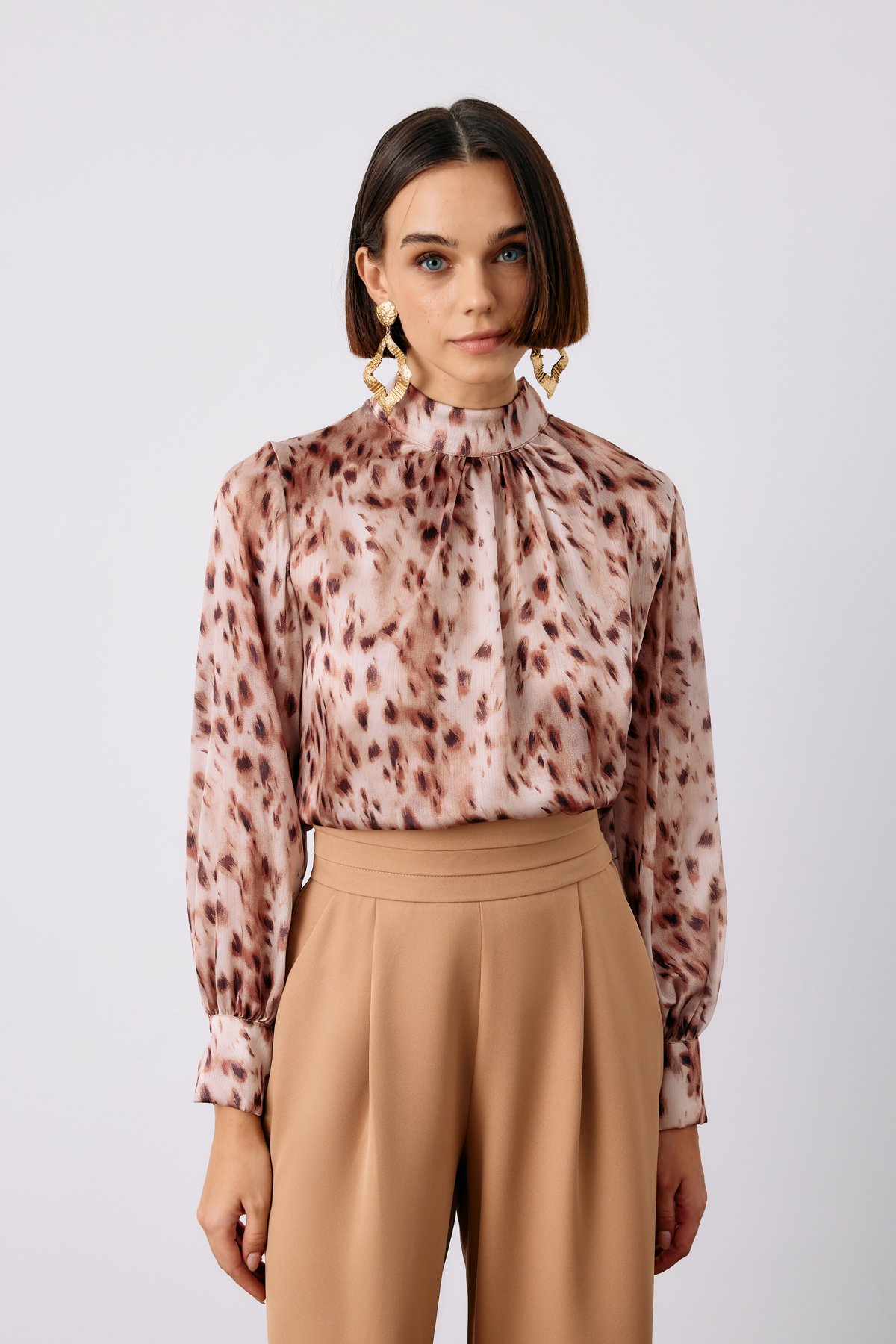 Büzgü Detaylı Bluz - VİZON