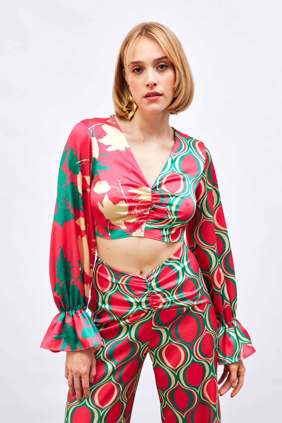 Büzgü Detaylı Desenli Bluz - FUŞYA