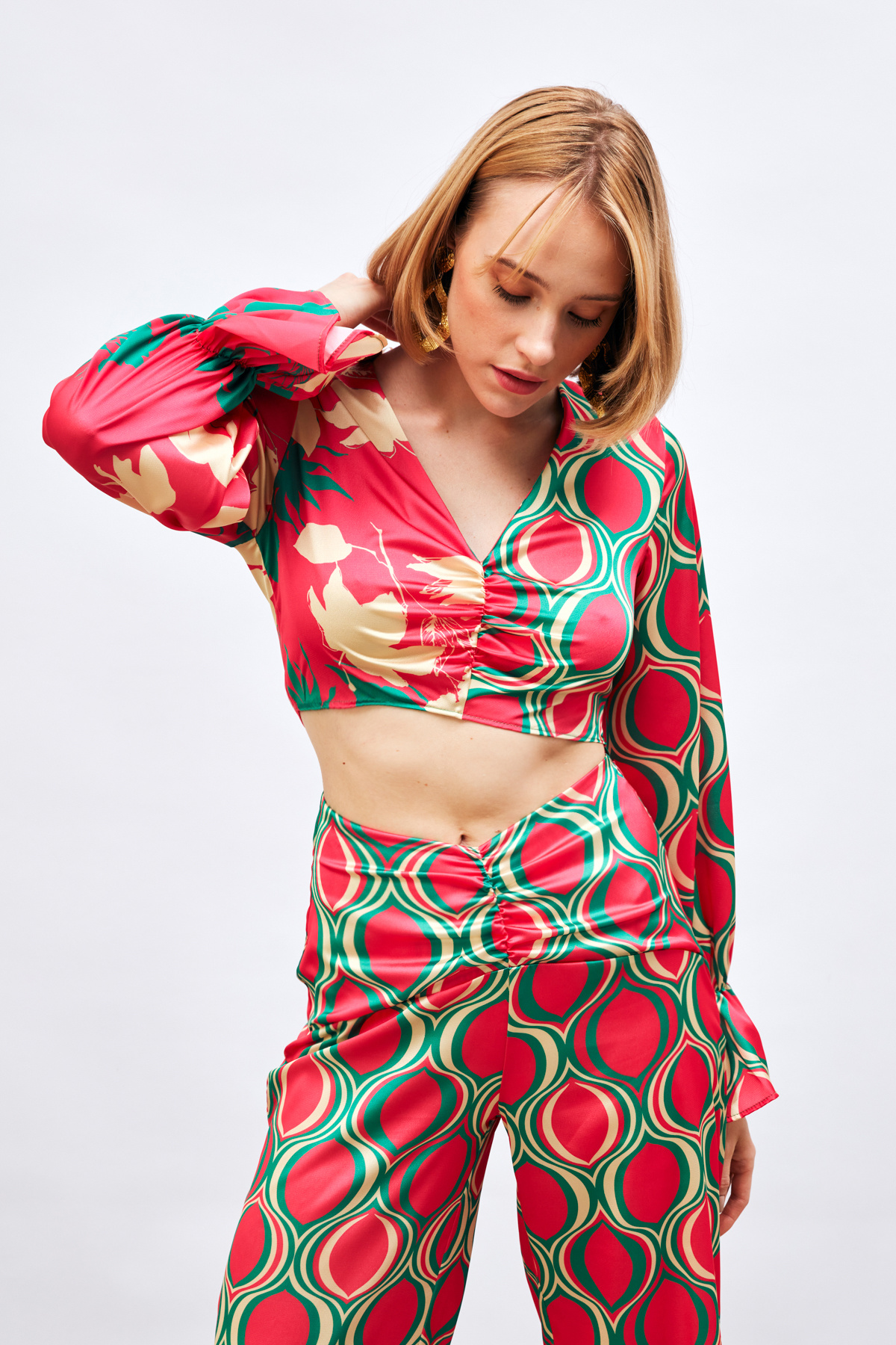 Büzgü Detaylı Desenli Bluz - FUŞYA