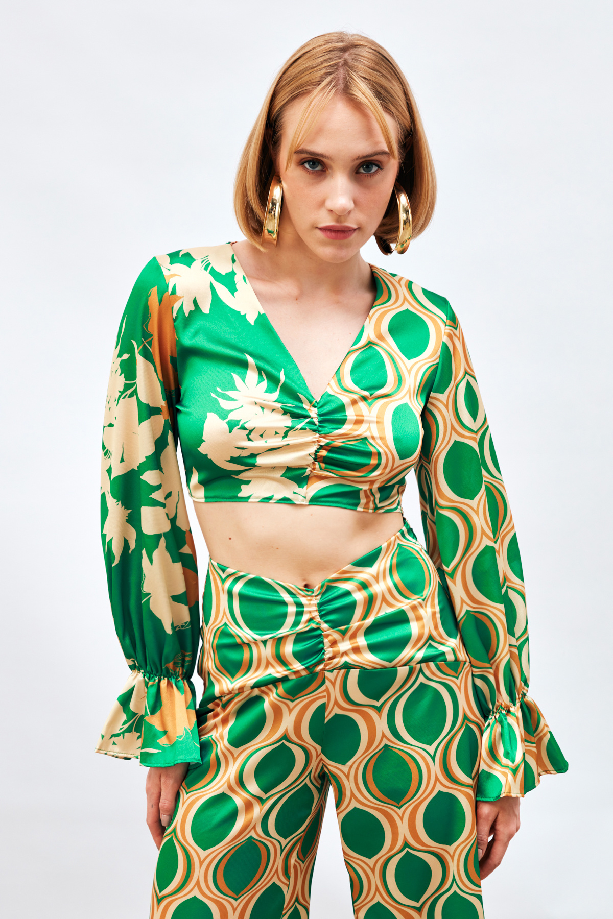 Büzgü Detaylı Desenli Bluz - YEŞİL