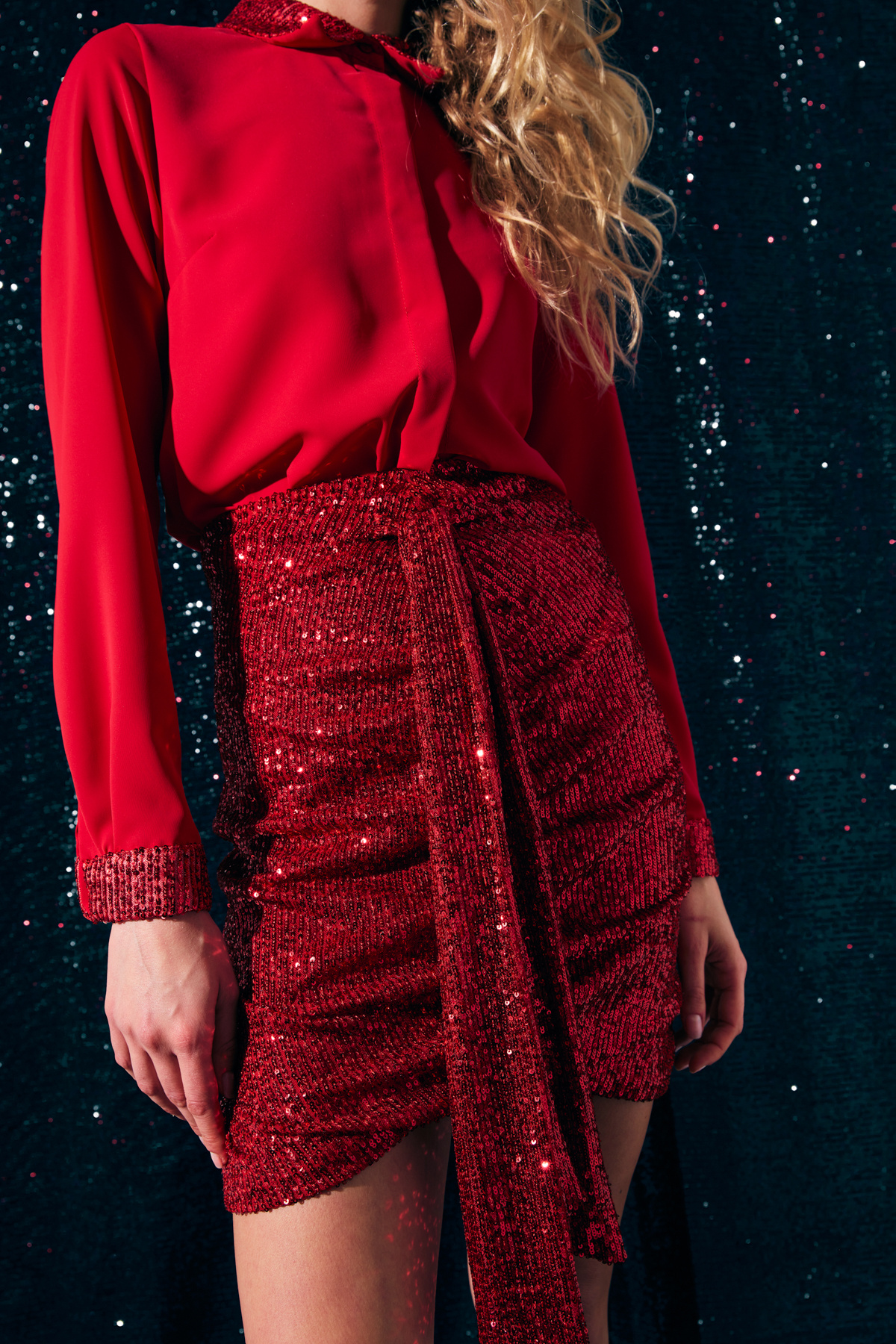 Büzgü Detaylı Payet Etek - KIRMIZI