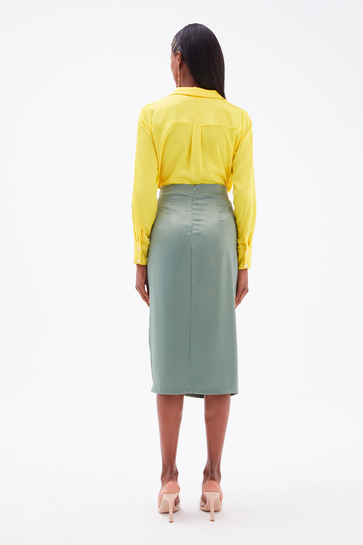 Büzgü Detaylı Saten Etek - ÇAĞLA YEŞİLİ