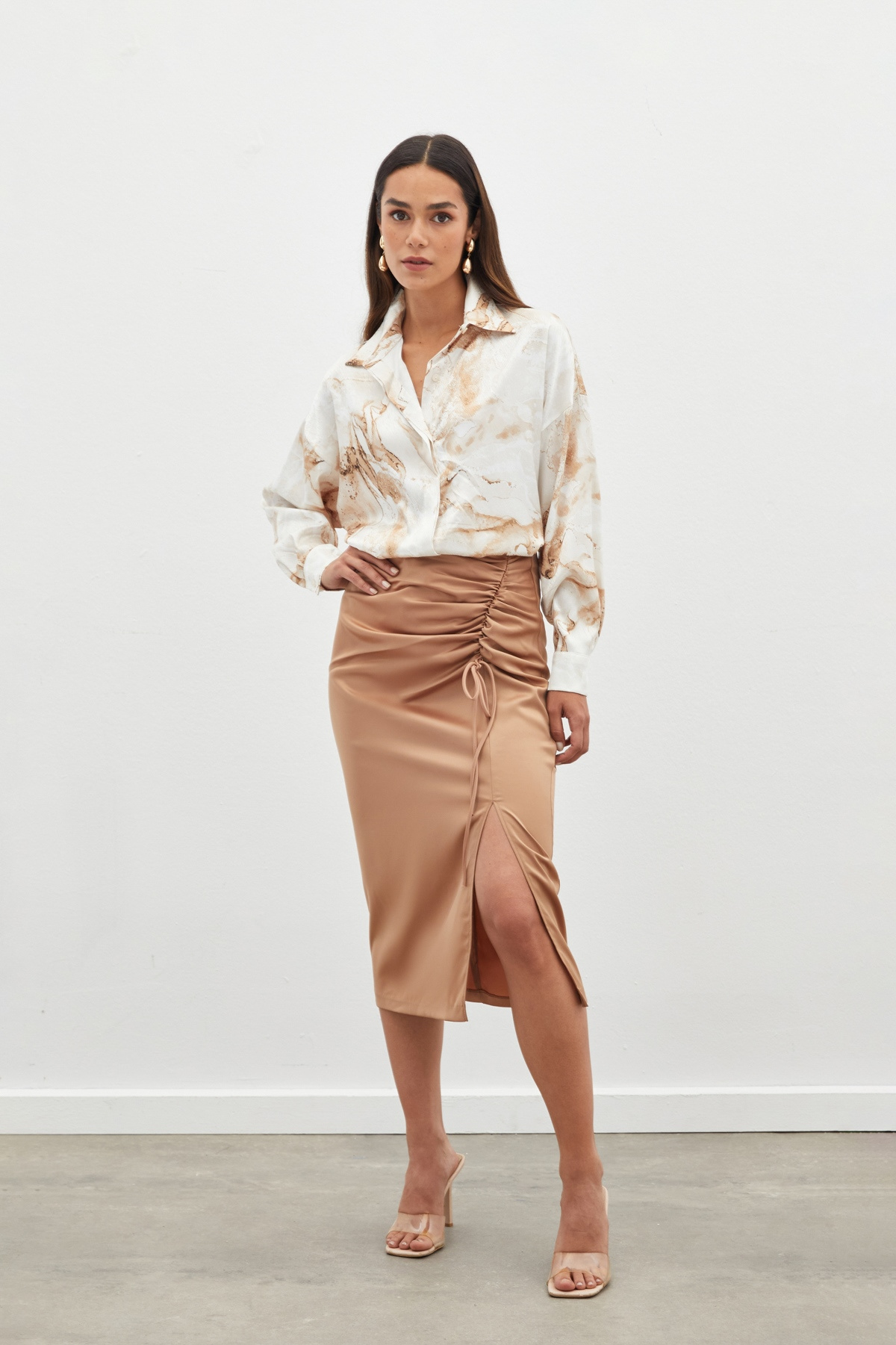 Büzgü Detaylı Saten Etek - CAMEL
