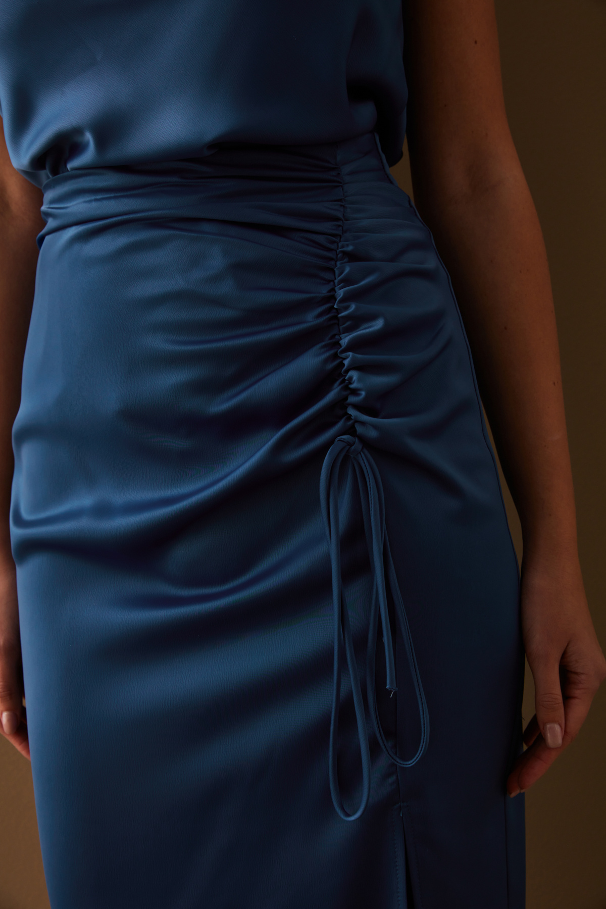 Büzgü Detaylı Saten Etek - SAX MAVİ