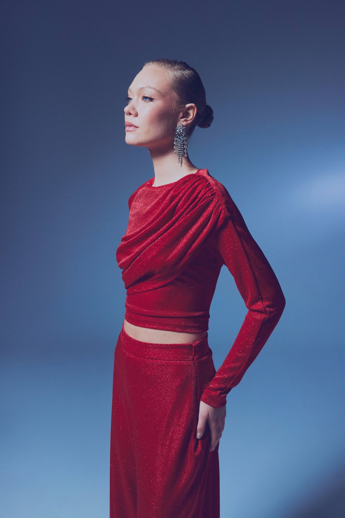 Büzgü Detaylı Simli Bluz - KIRMIZI