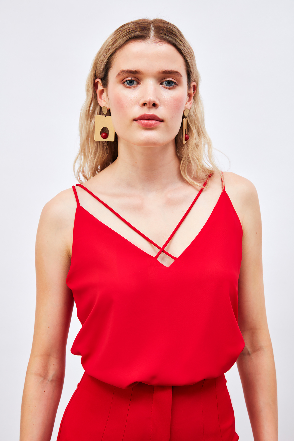 Çapraz İp Askılı Bluz - KIRMIZI