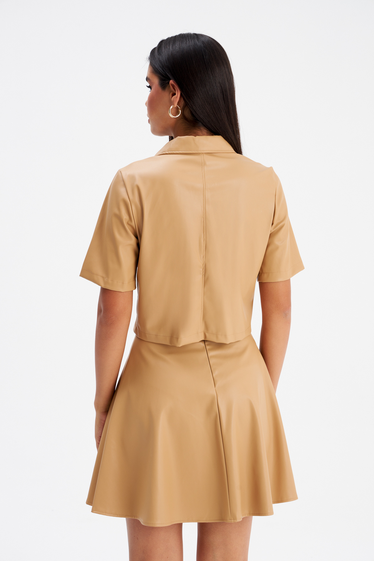 Cep Detaylı Kısa Kol Deri Gömlek - BEJ