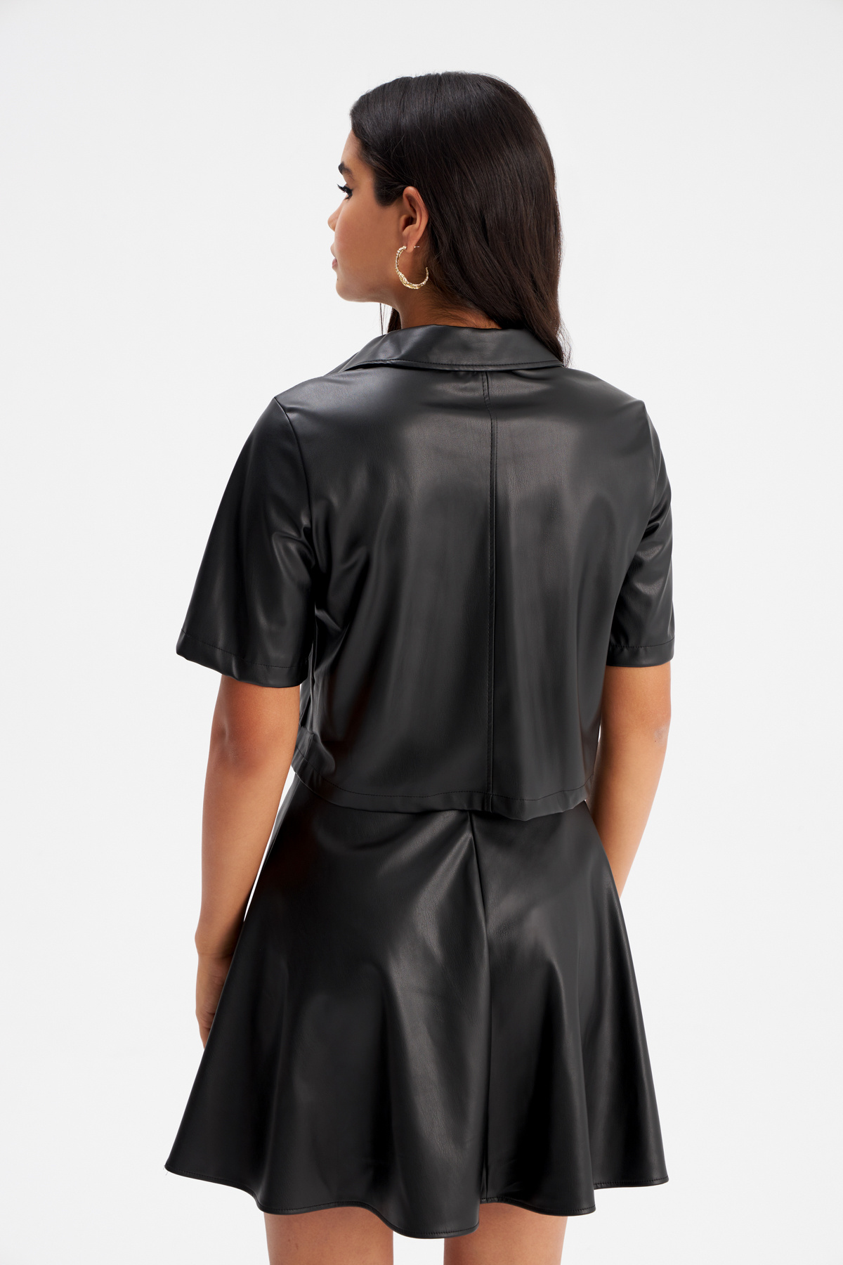Cep Detaylı Kısa Kol Deri Gömlek - SİYAH