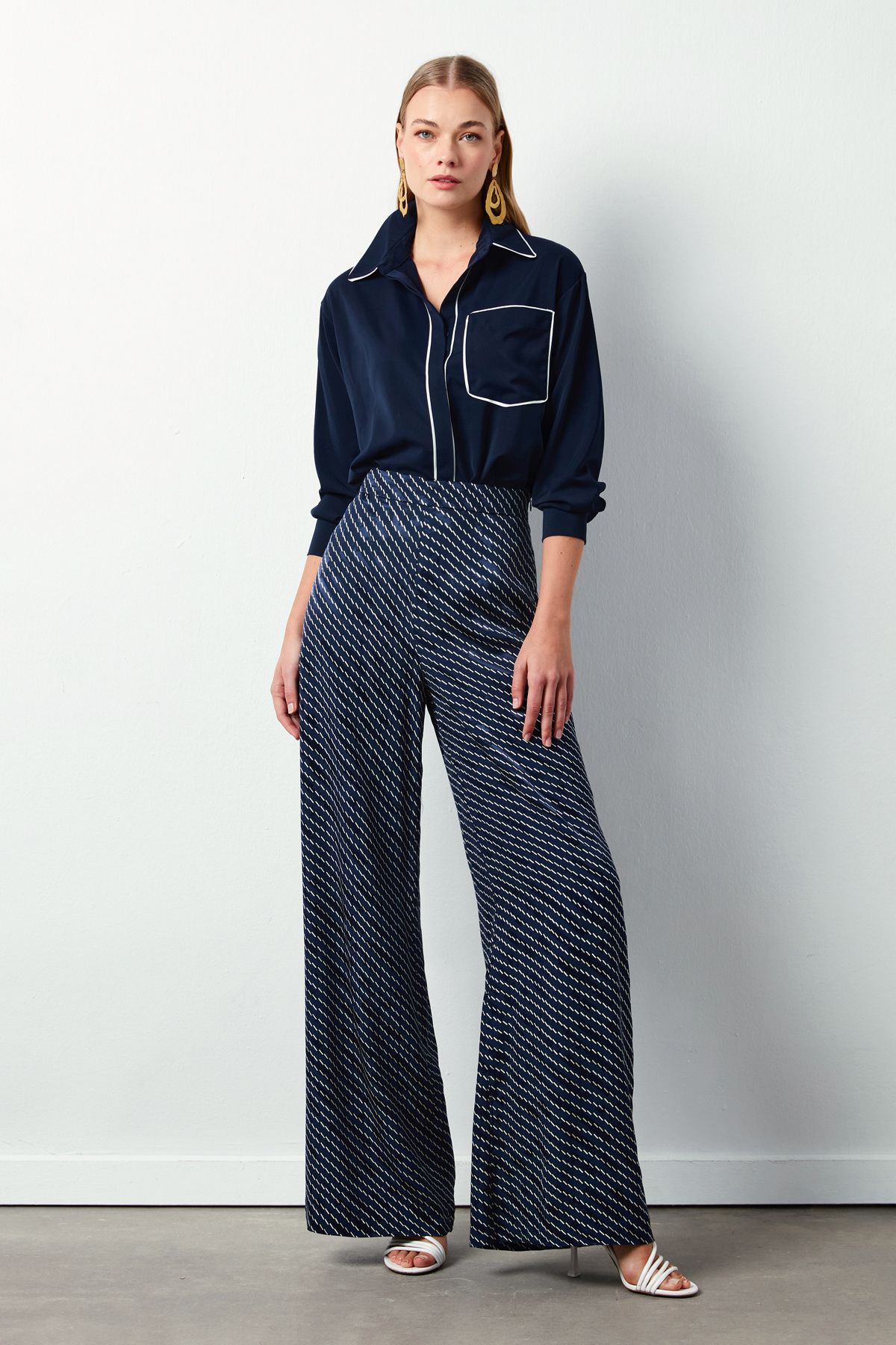 Cep Detaylı Salaş Gömlek - LACİVERT