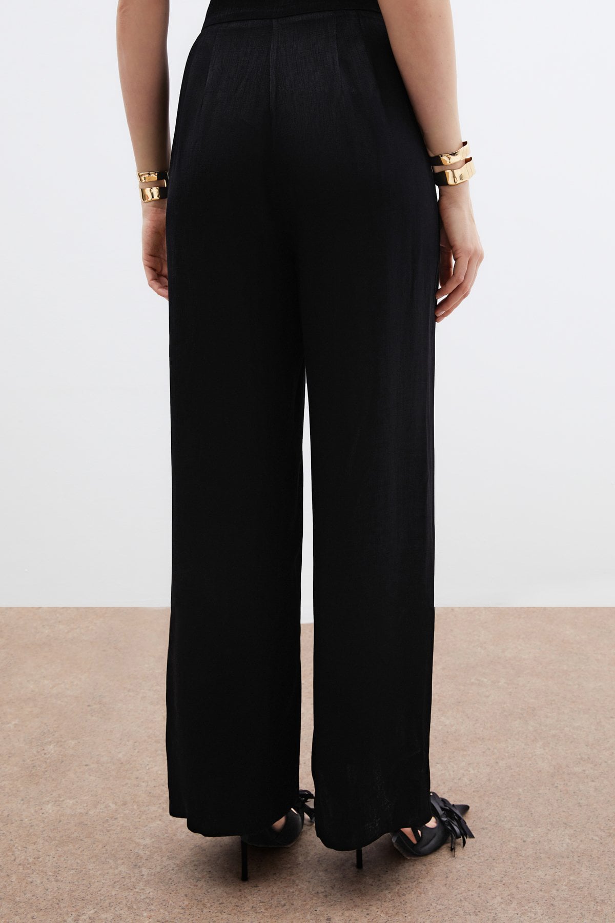 Pocketed Loose Trousers - Black