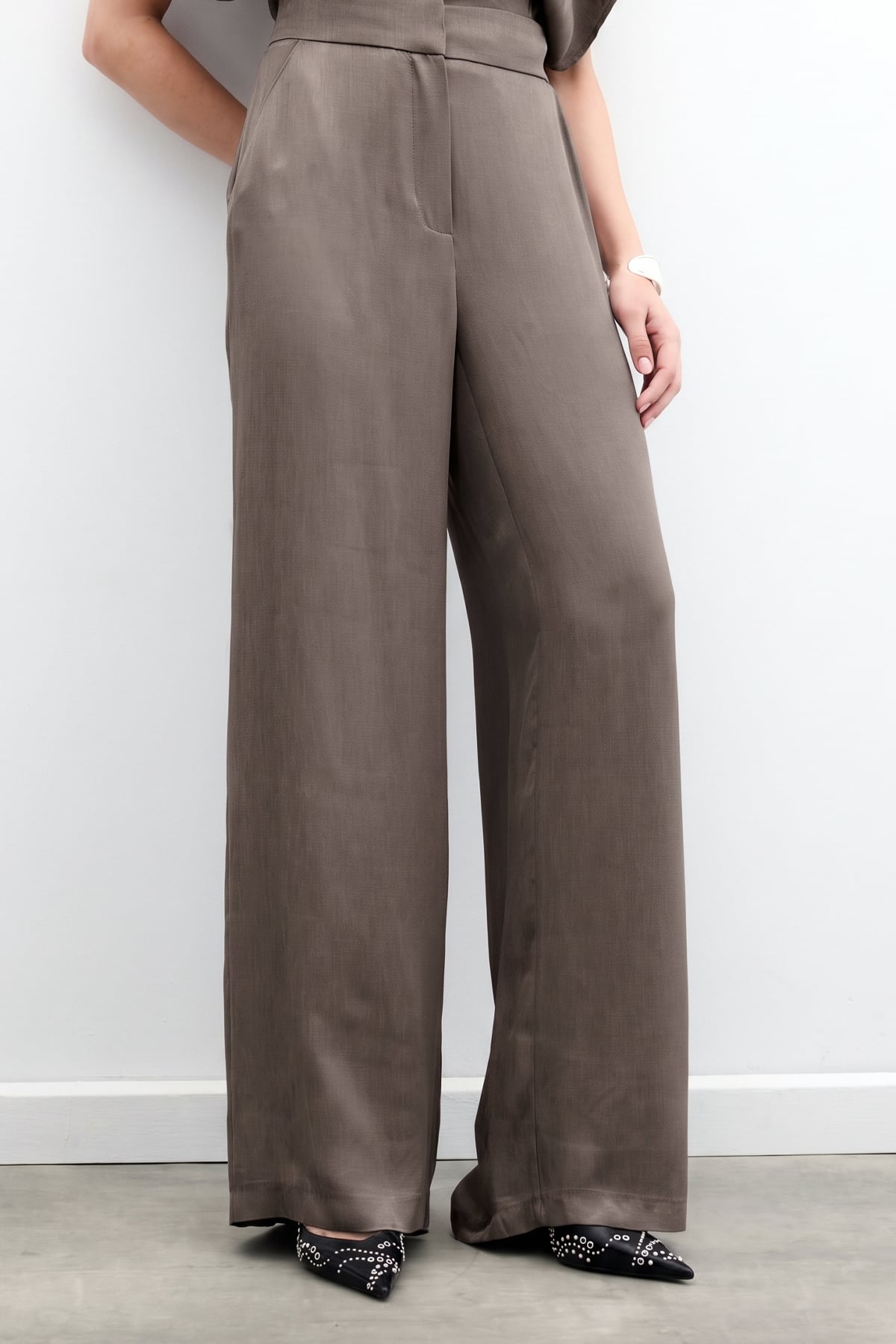 Pocketed Loose Trousers - Mınk