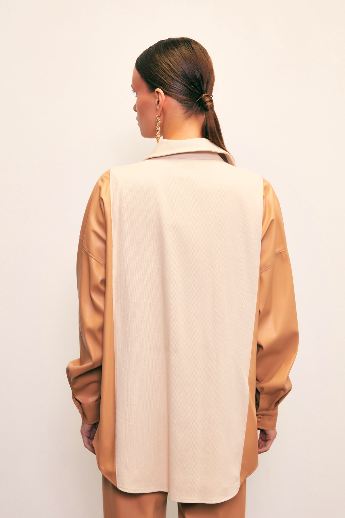 Cepli Deri Detaylı Gömlek - BEJ-TAŞ