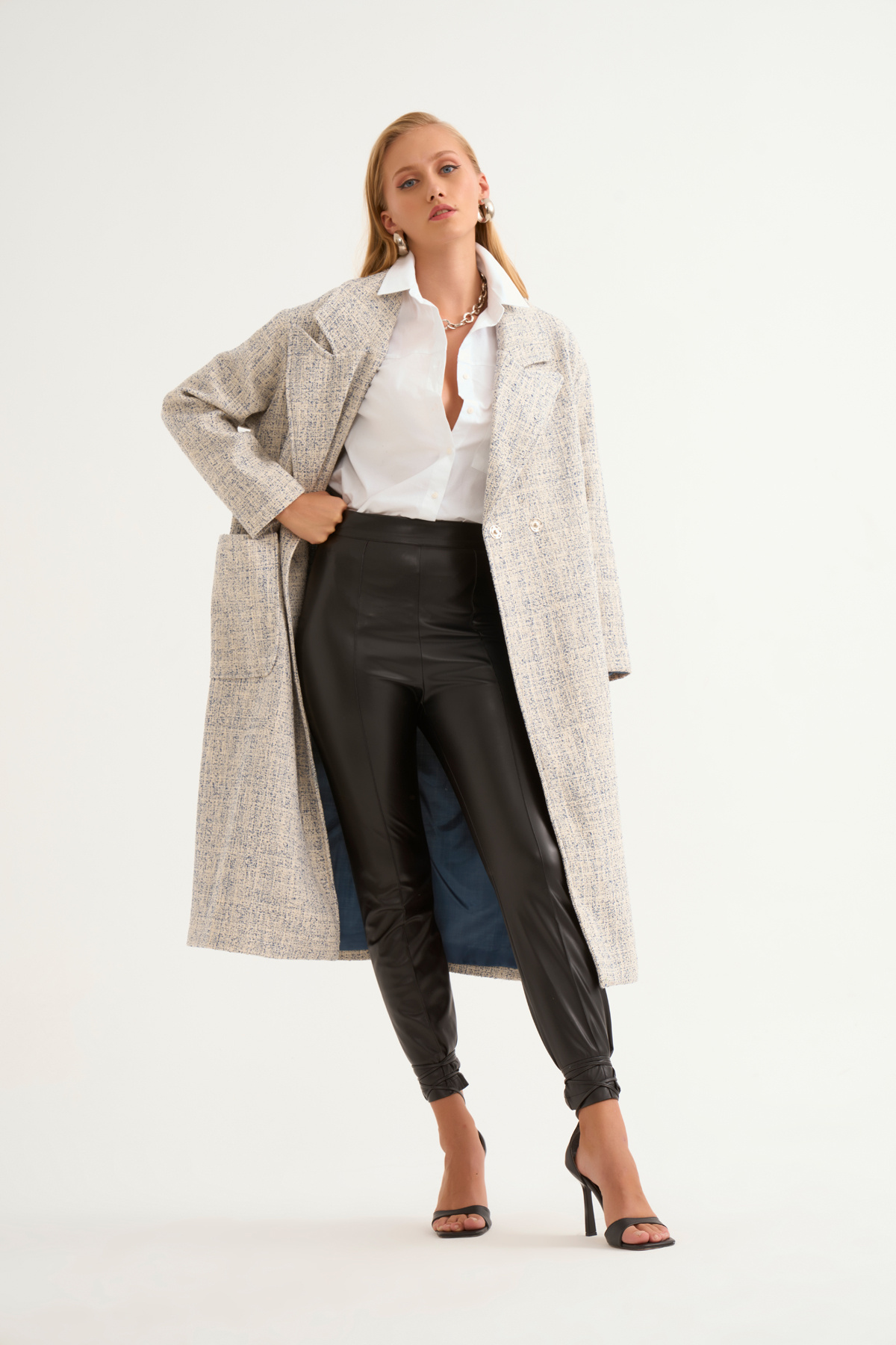 Cepli kırçıllı oversize kaban - İNDİGO